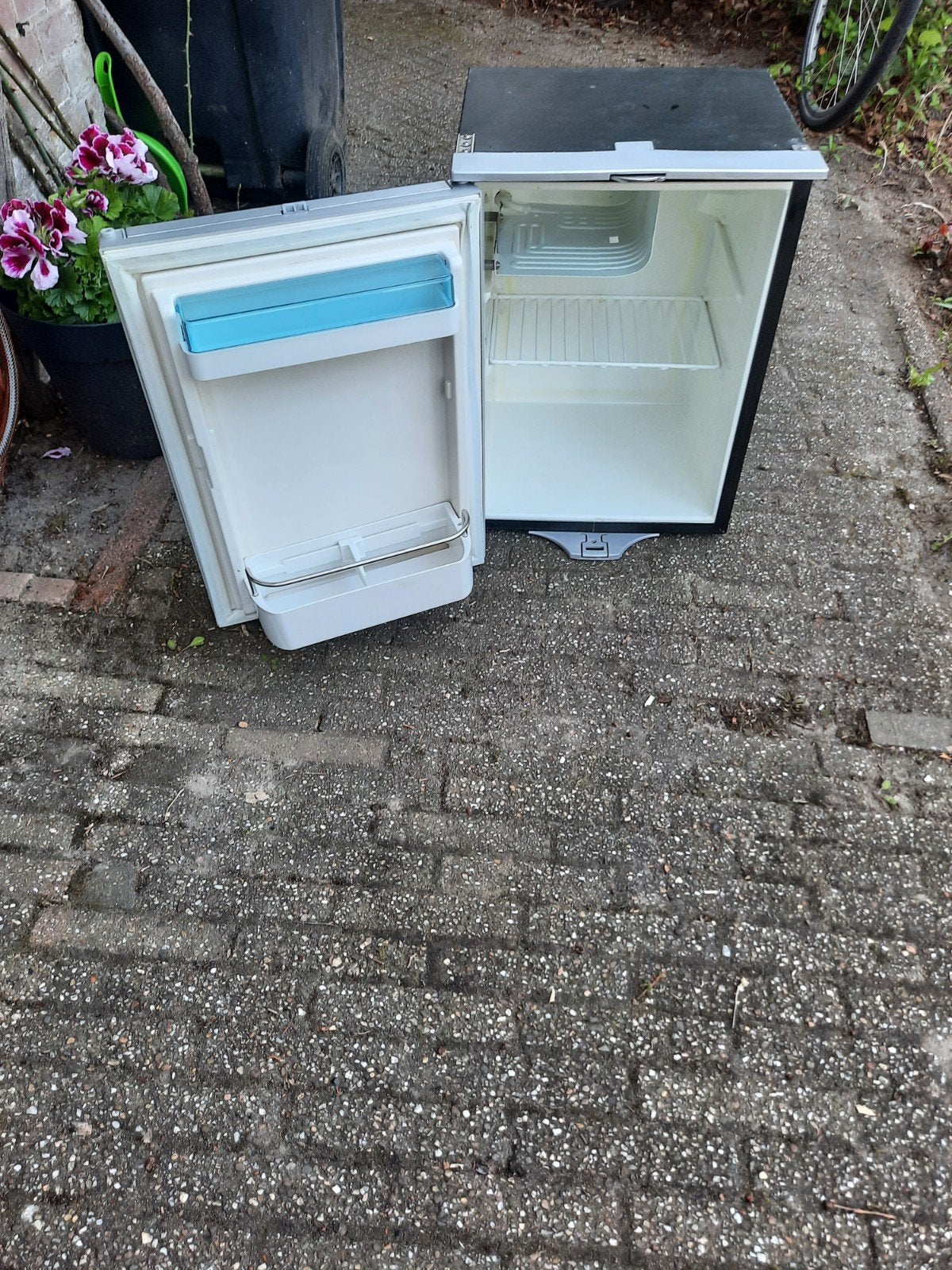 Waeco Dometic compressor camper boot koelkast op 12v 24v, Ophalen of Verzenden, Gebruikt, Kombuis en Sanitair