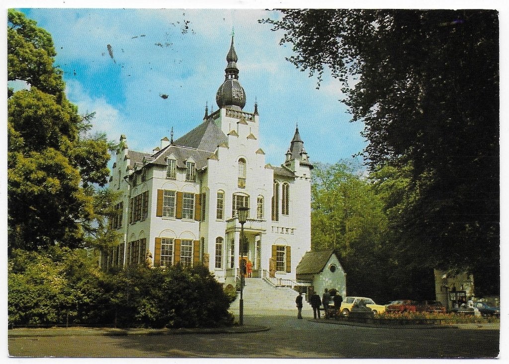 Vught Raadhuis Gelopen Ansichtkaart ( B6130), Verzamelen, Ophalen of Verzenden, 1980 tot heden, Gelopen, Noord-Brabant