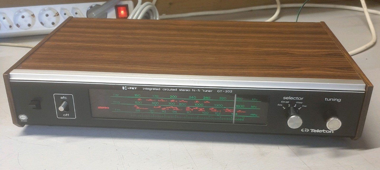 Teleton tuner gt-202 vintage 1975   nr2, Audio, Tv en Foto, Tuners, Ophalen of Verzenden