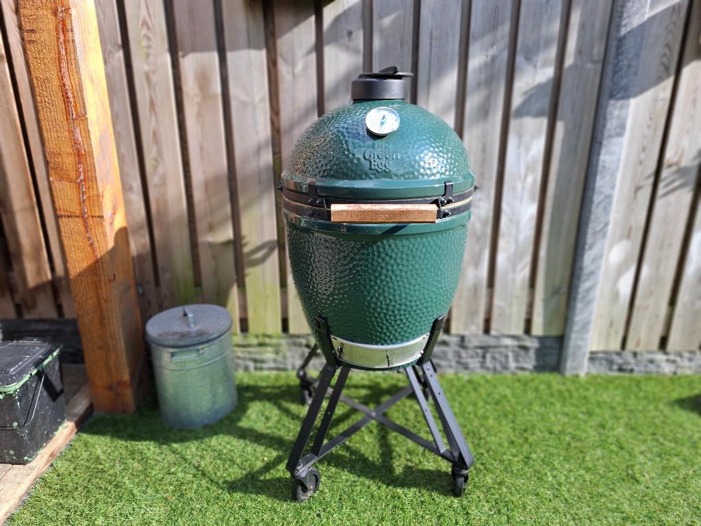 Big Green Egg Large complete set, Tuin en Terras, Houtskoolbarbecues, Gebruikt, Met accessoires, Ophalen