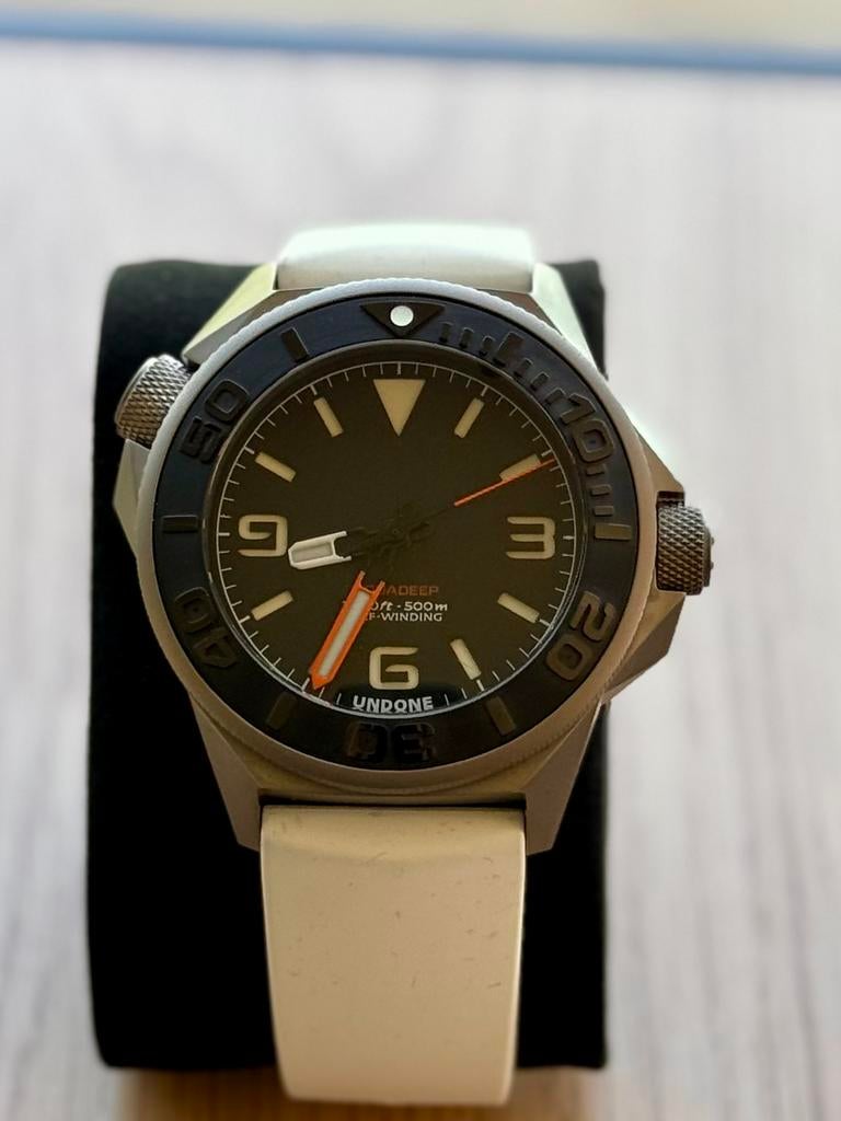 Aquadeep Undone - Signal White 43MM Automatic, Ophalen of Verzenden, Nieuw, Overige merken