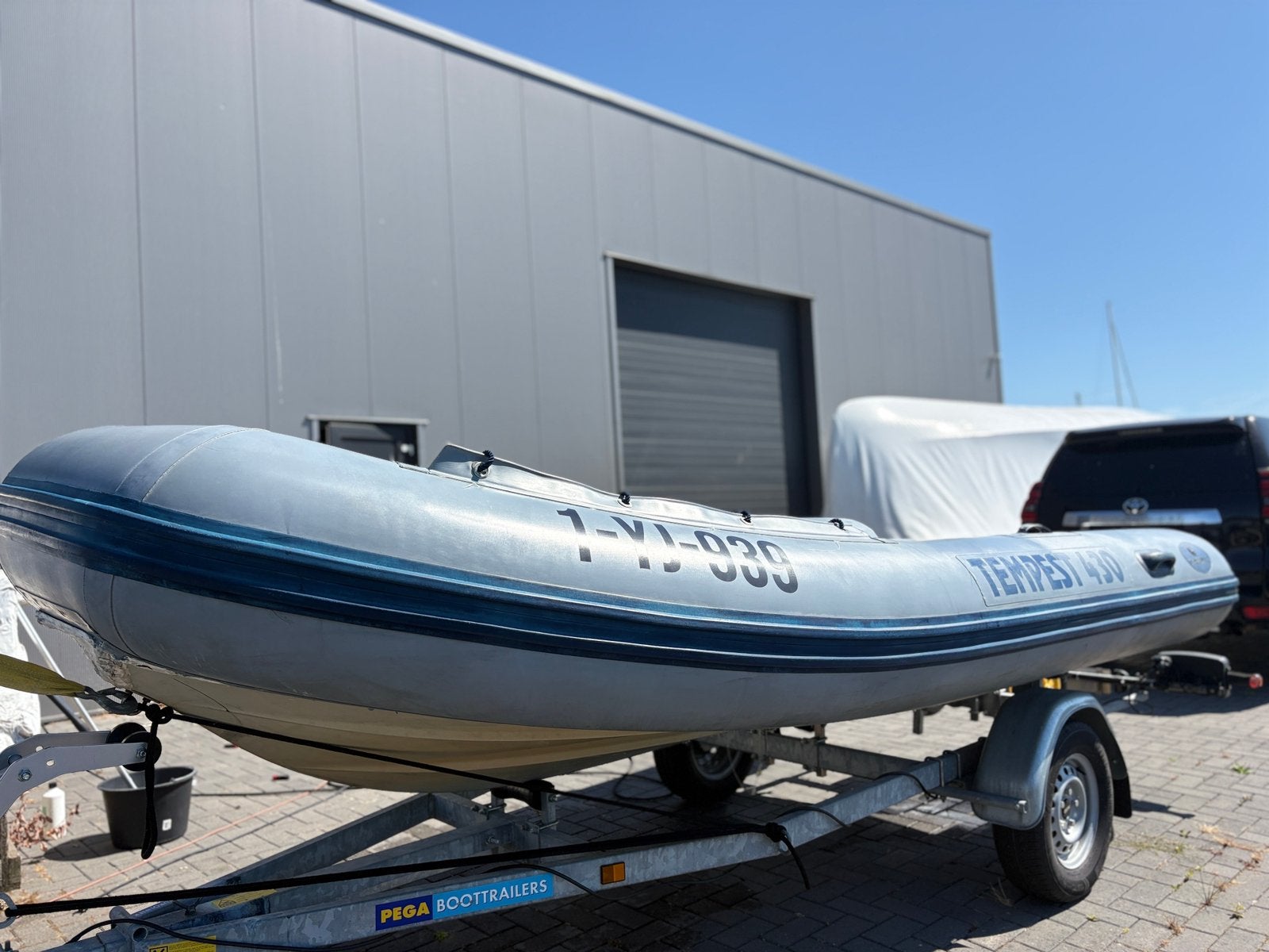 RIB Capelli Works 430 hypalon, Watersport en Boten, Gebruikt, 4 m, Brig, 2 m