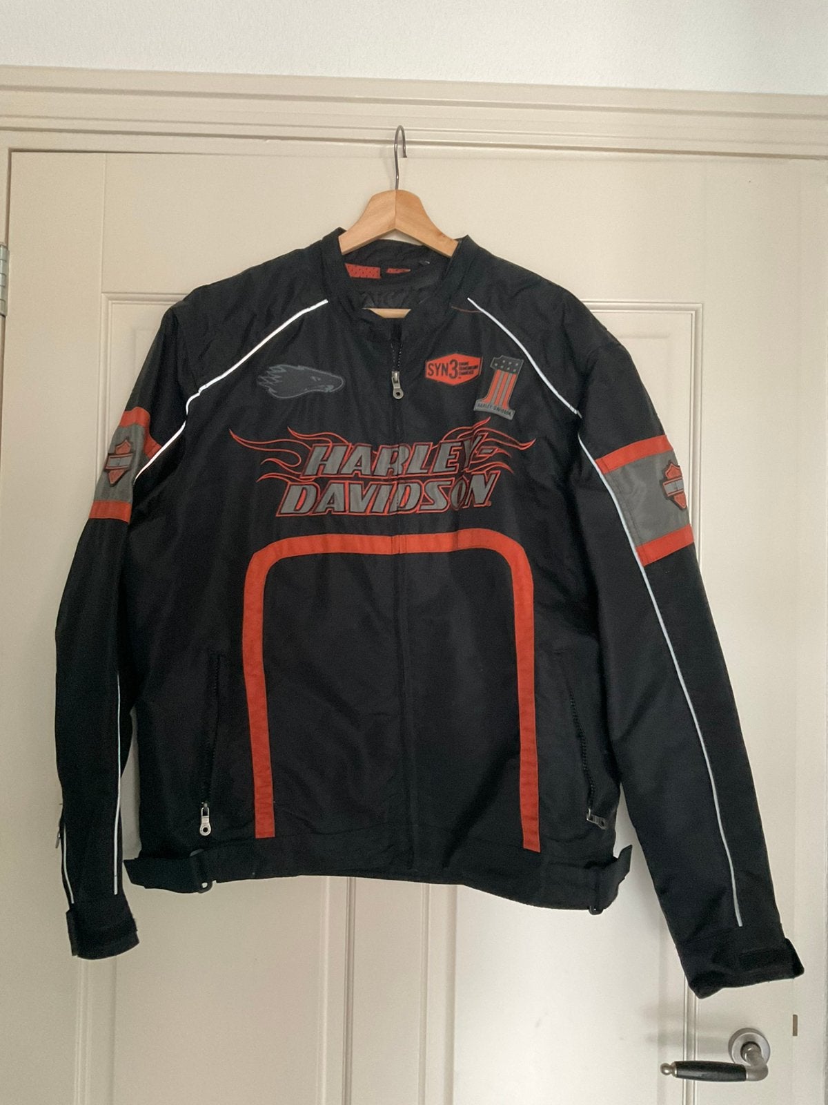 Mooie harley davidson jas bijna niet gedragen maat XL, Motoren, Kleding | Motorkleding, Ophalen, Nieuw zonder kaartje, Heren, Jas | textiel