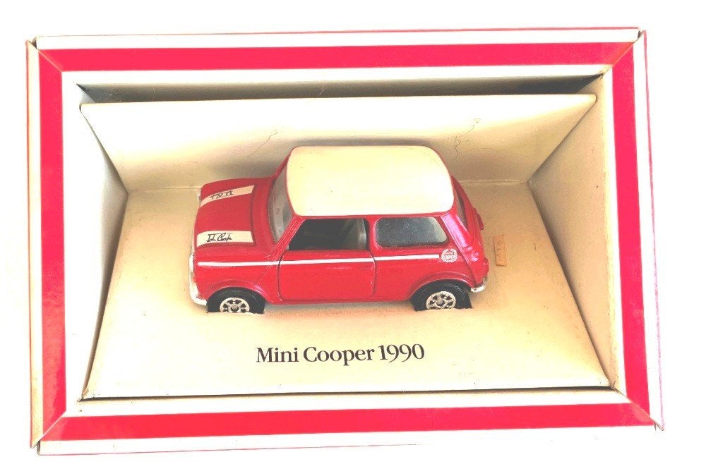 Mini Cooper rood 1990 Corgi # 80455., Ophalen of Verzenden, Zo goed als nieuw, Auto