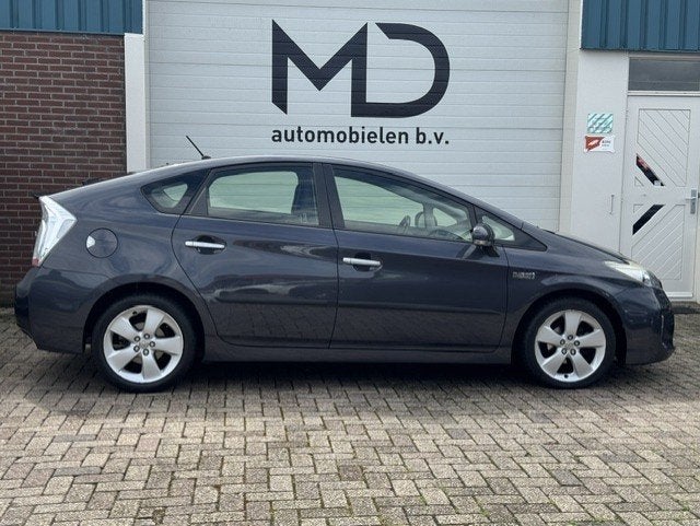 Toyota Prius 1.8 Plug-in Dynamic Business-Dealer onderhouden, Euro 5, Stof, Gebruikt, Zwart