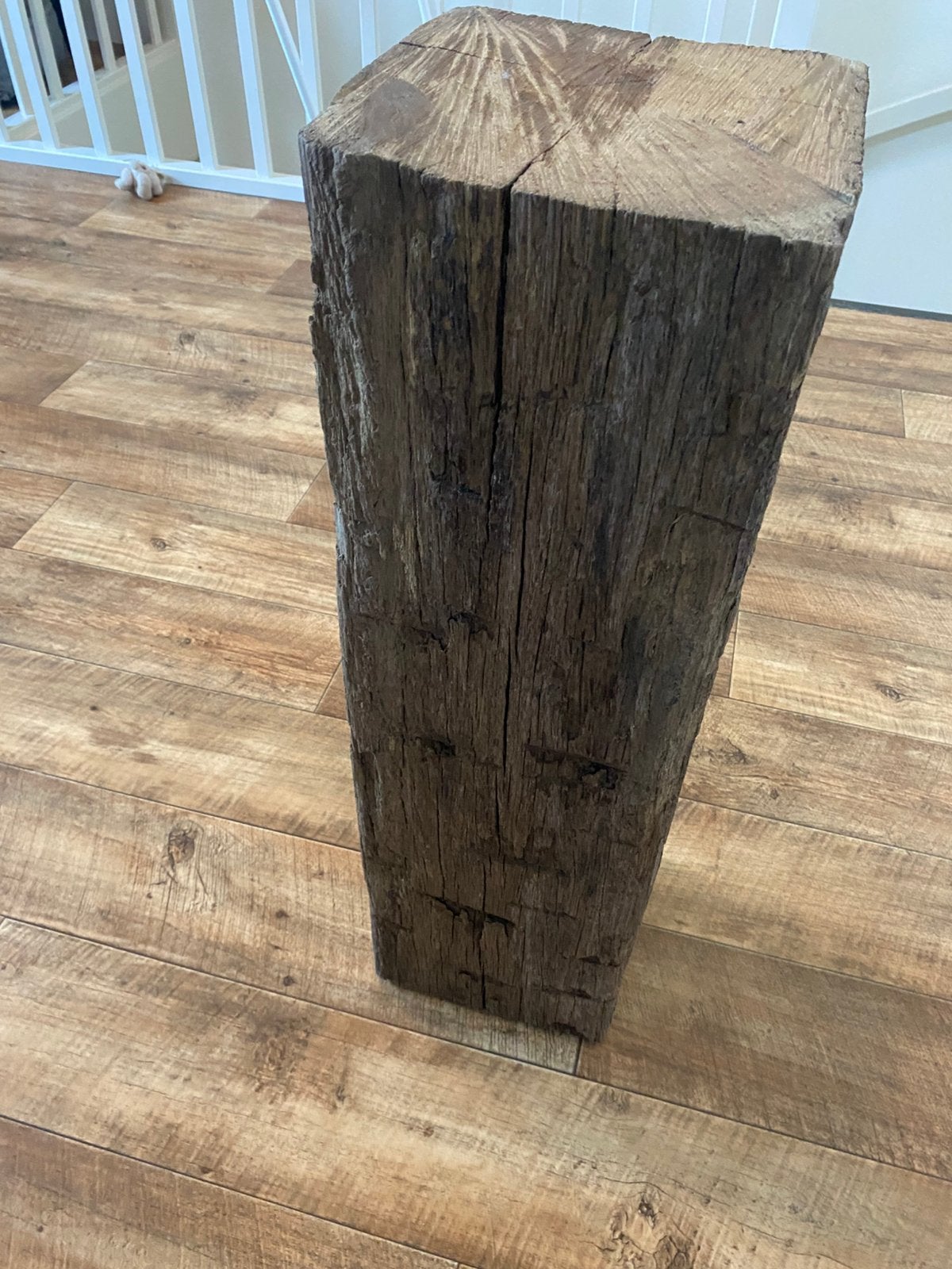 Mooie houten zuil! 75 cm, Huis en Inrichting, Woonaccessoires | Zuilen en Pilaren, Ophalen, Zo goed als nieuw