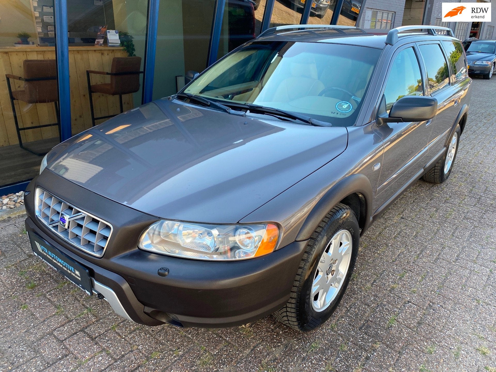 Volvo XC70