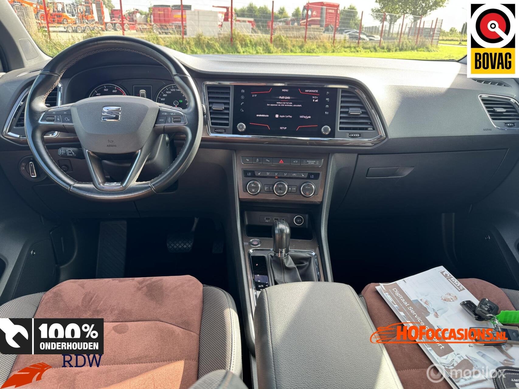 Seat Ateca 1.5 TSI Xcellence AUTOMAAT / CARPLAY / DRE BEATS, Auto's, Dealer onderhouden, 15 km/l, Zwart, 4 cilinders