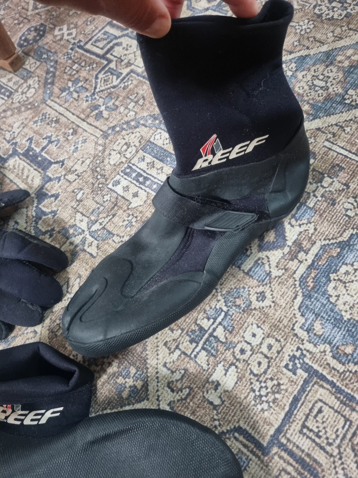Wetsuit met handschoenen en schoenen - Maat L, Watersport en Boten, Wetsuit, Gebruikt, Ophalen of Verzenden, Mystic