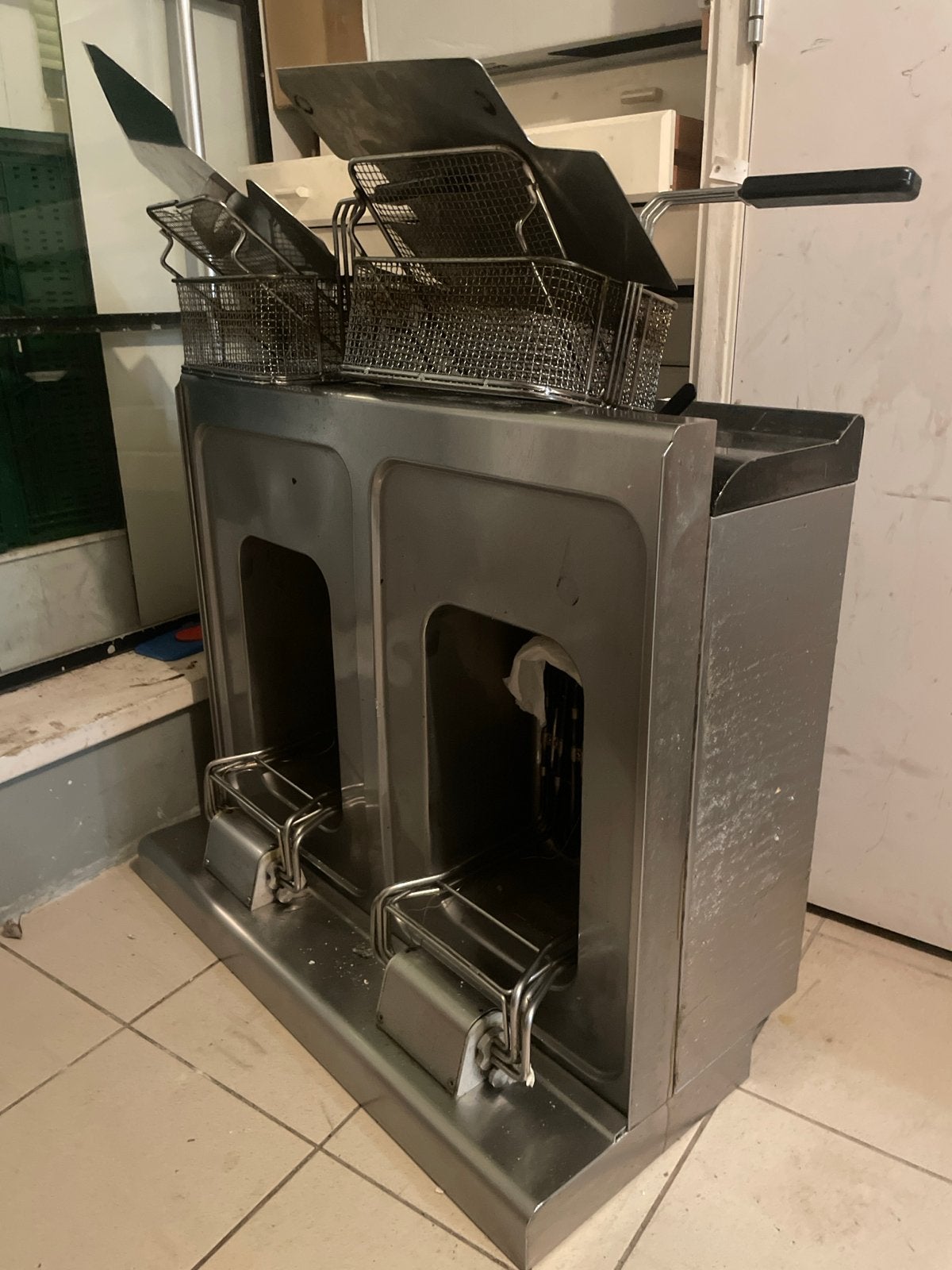Gastro frituur met kleine interne reparatie nodig, Zakelijke goederen, Ophalen, Gebruikt, Fornuis, Frituur en Grillen