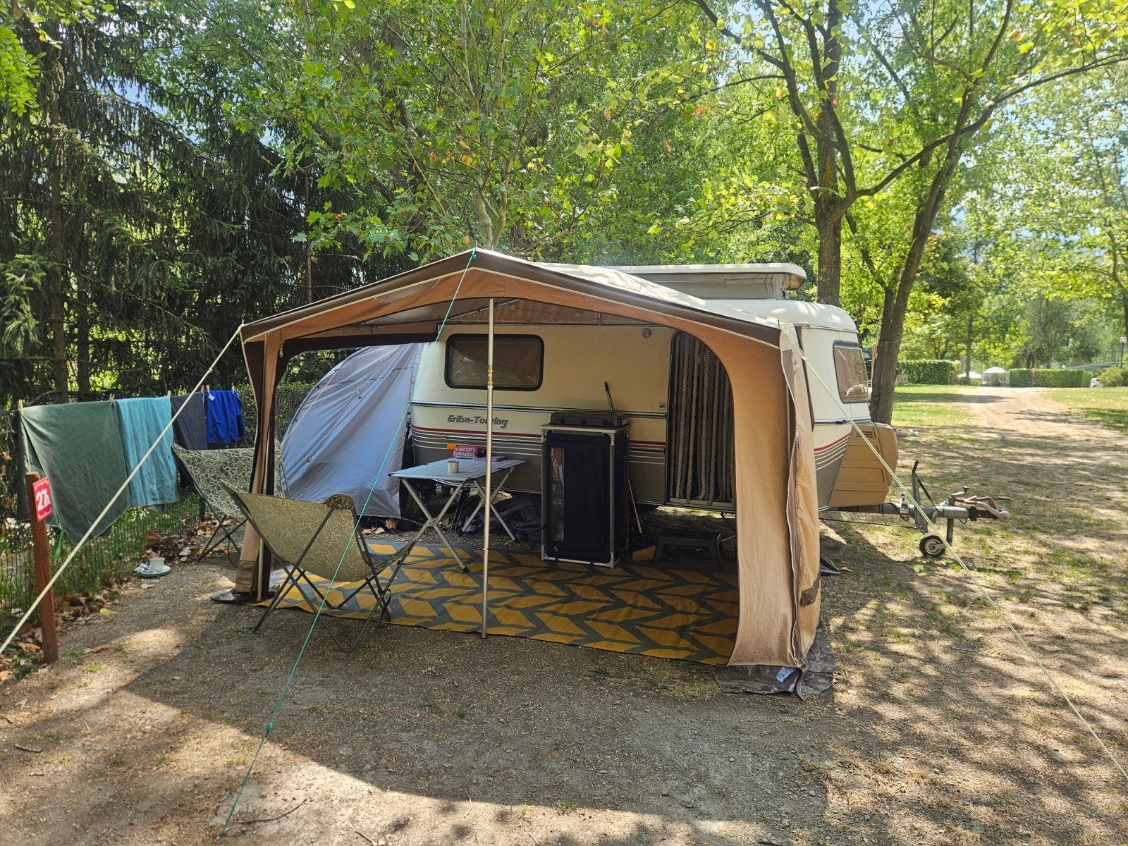 caravan Eriba Touring Triton Familia retro vintage orgineel, Caravans en Kamperen, Treinzit, Tot en met 3, Particulier, 4 tot 5 meter