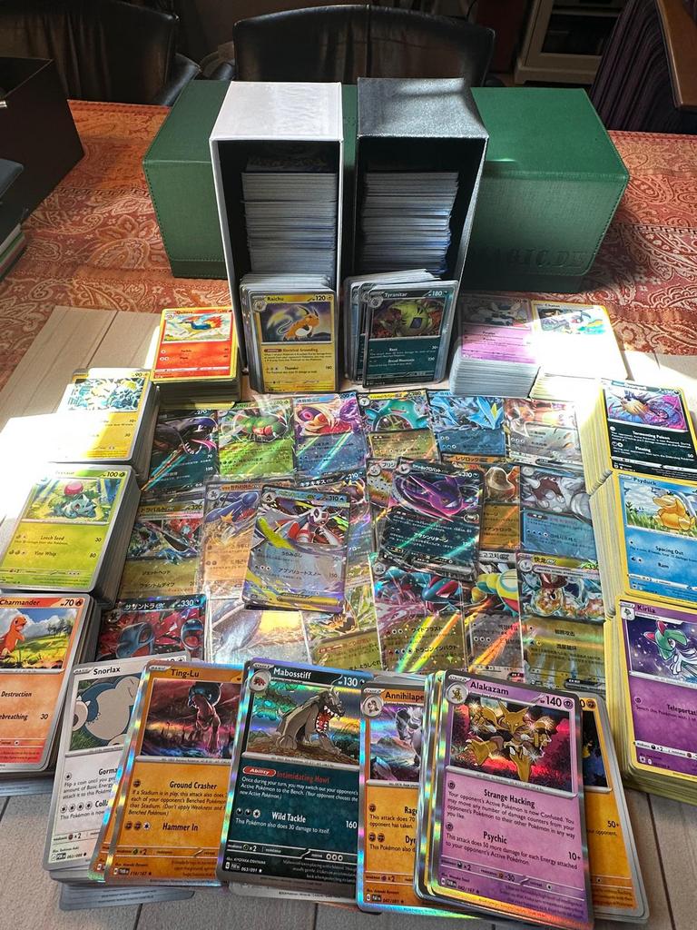 2500 bulk pokemon kaarten  Scarlet&violet en mega evolutions, Hobby en Vrije tijd, Verzamelkaartspellen | Pokémon, Ophalen of Verzenden