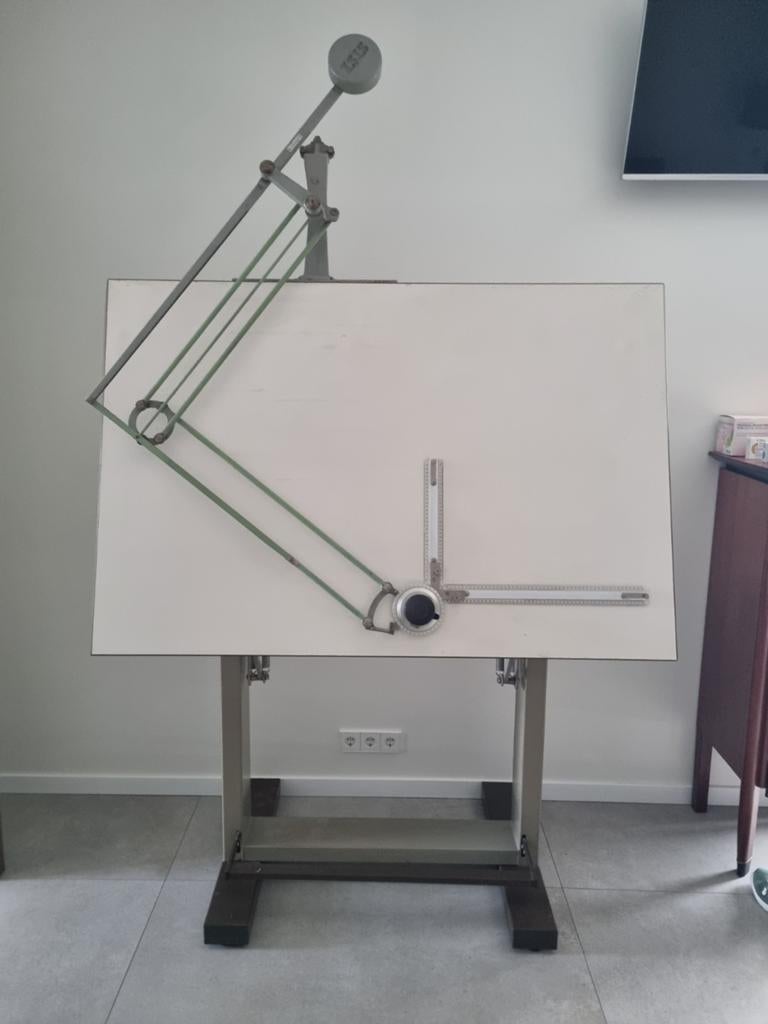 Tekentafel ISIS, Ophalen, Gebruikt, Minder dan 130 cm