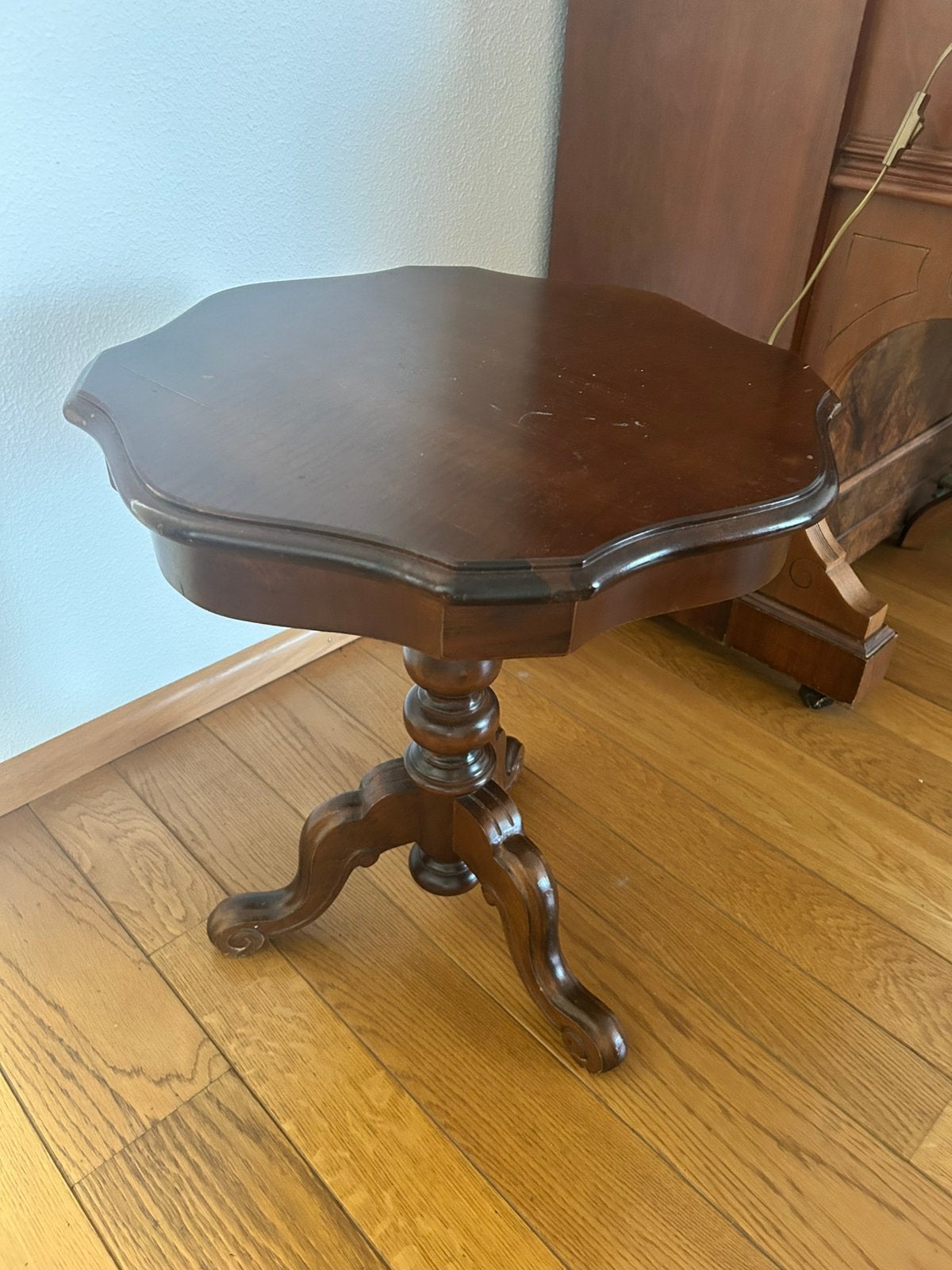 Bijzet tafel donker hout, Antiek en Kunst, Ophalen