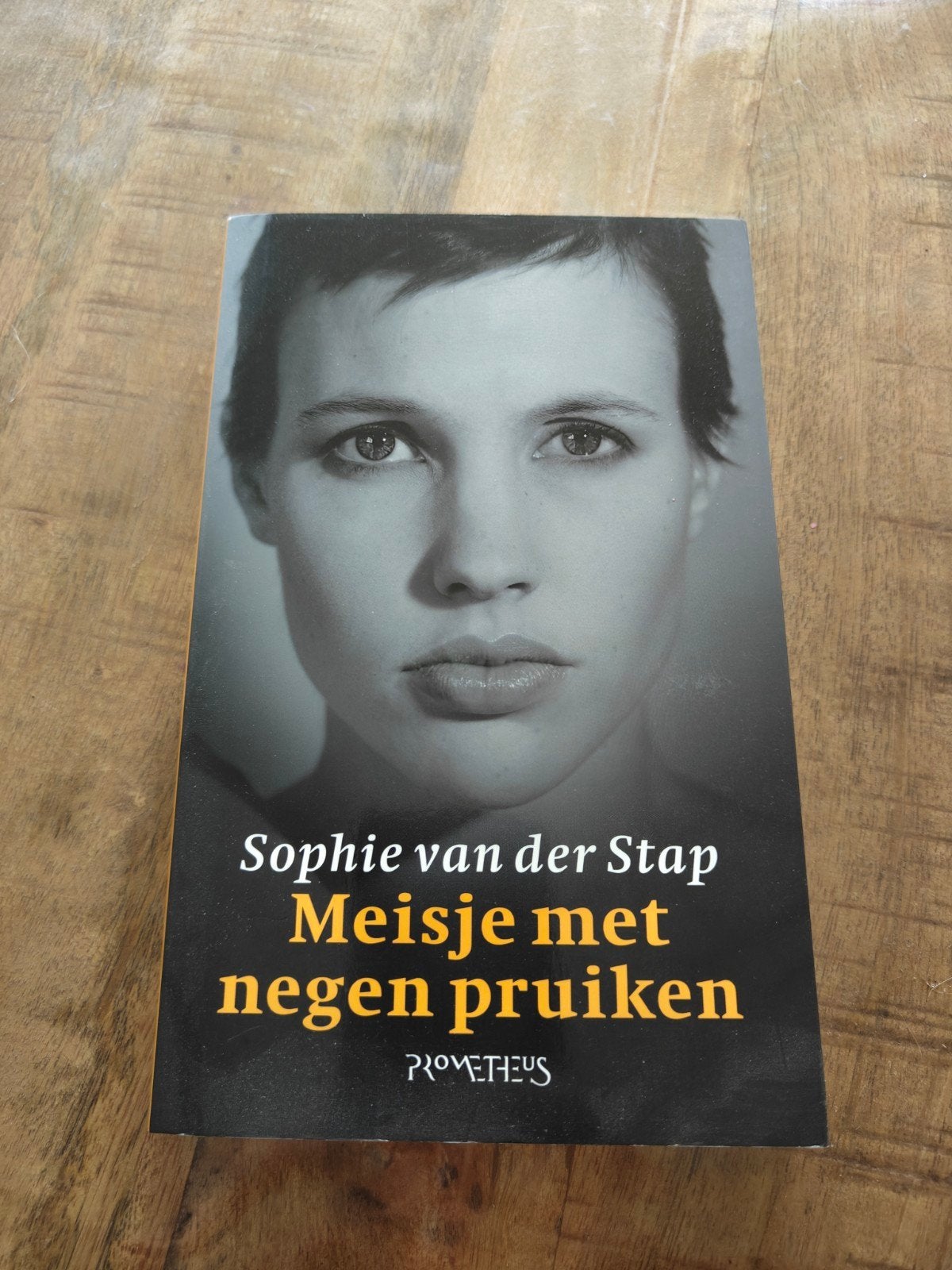 Meisje met negen pruiken - Sophie van der Stap, Ophalen of Verzenden, Gelezen, Sophie van der Stap, Nederland