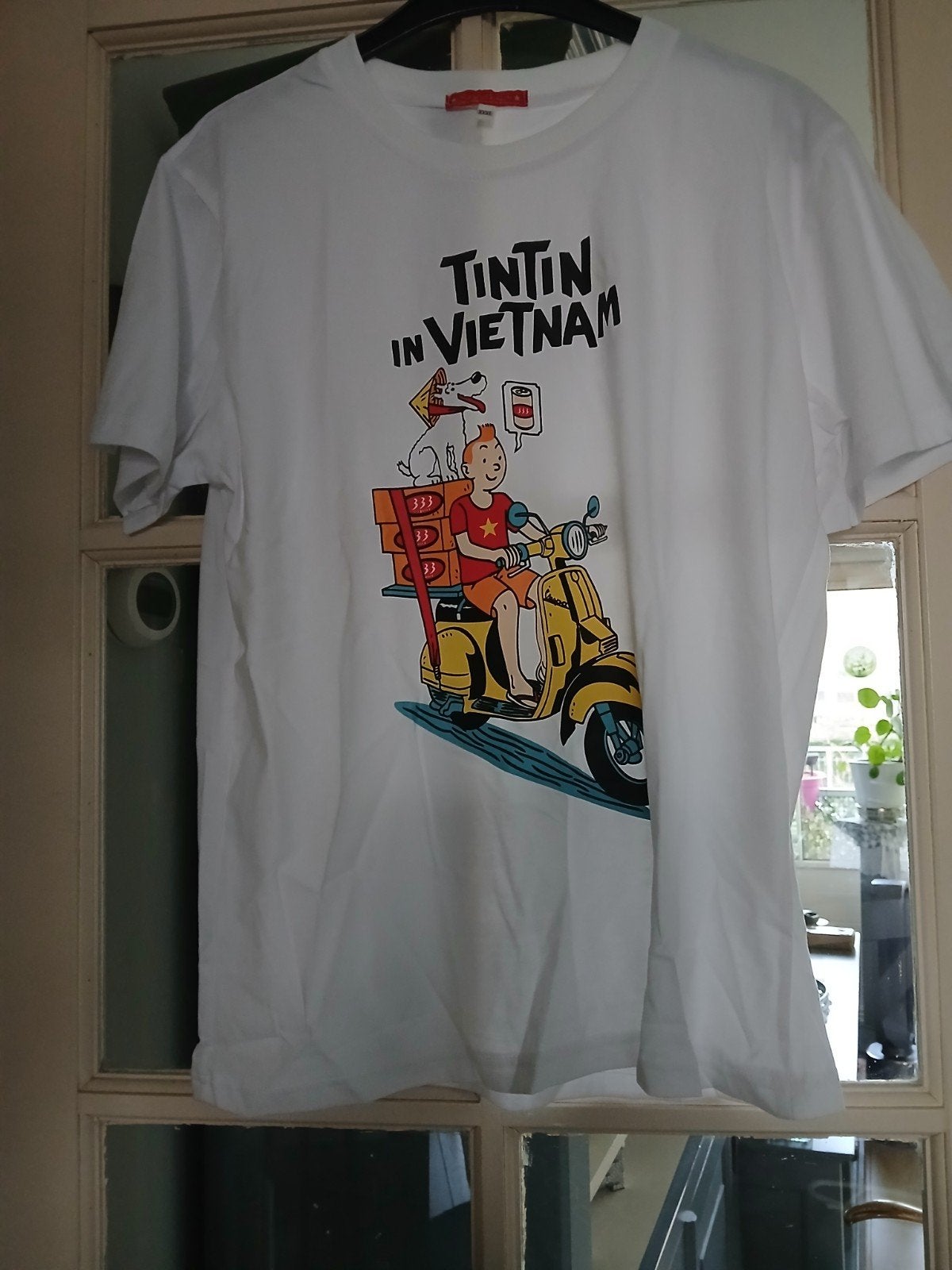 T Shirt Kuifje in Vietnam, Ophalen of Verzenden, Overige maten