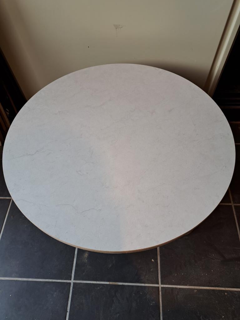 Berken multiplex rond blad met betonlook, Ophalen, Zo goed als nieuw, Multiplex, 20 tot 50 mm