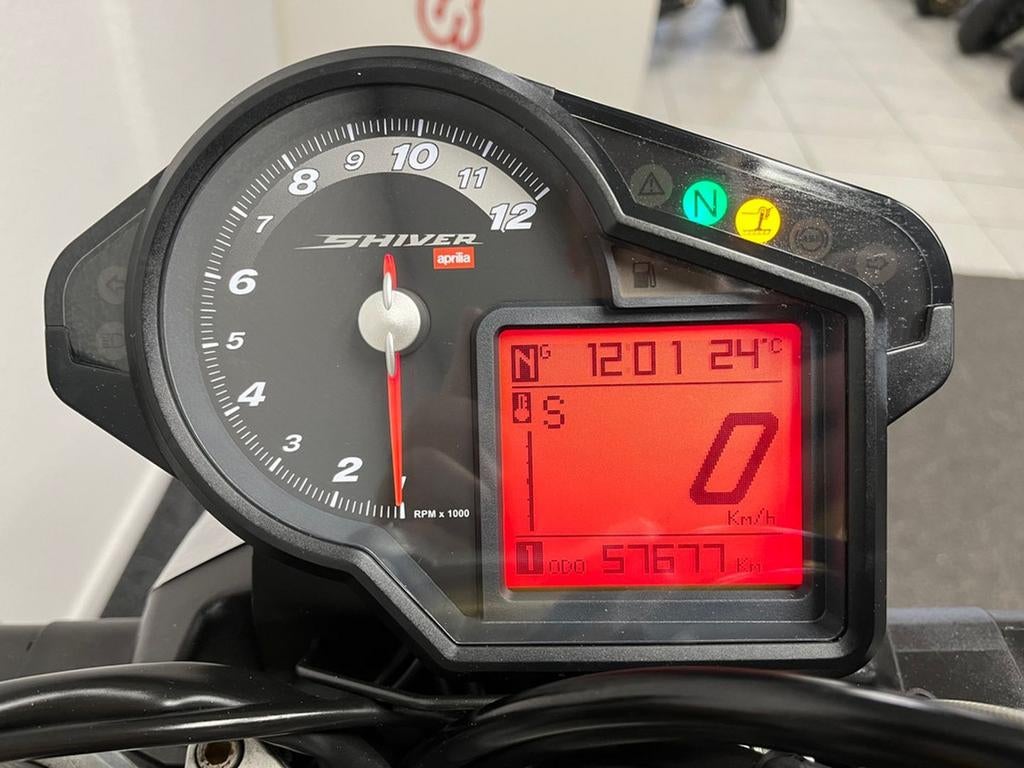 Aprilia SHIVER 750 LEASE VOORDELIG!, Motoren, Motoren | Aprilia, 750 cc, 2 cilinders, Aprilia, Motorrijbewijs A