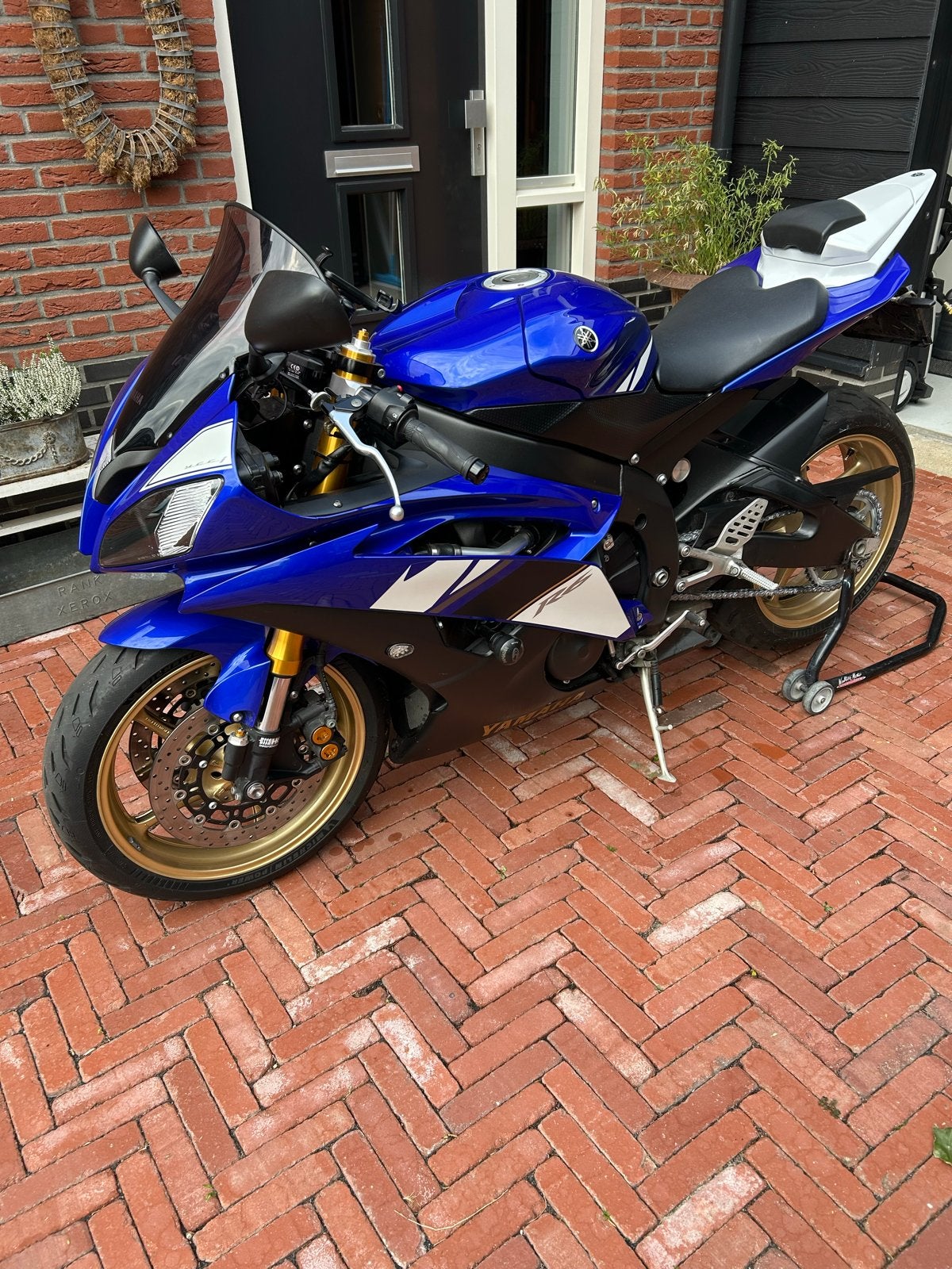 Yamaha YZF-R6 -  motorfiets, Occasion, 4 cilinders, Motorrijbewijs A, Meer dan 35 kW