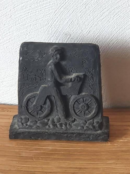 Beeldje fiets met de Rabo de Rotte rond 1979 1984, Ophalen