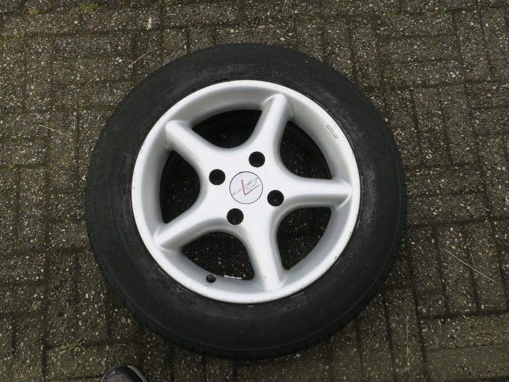 wielen met banden, Ophalen, Gebruikt