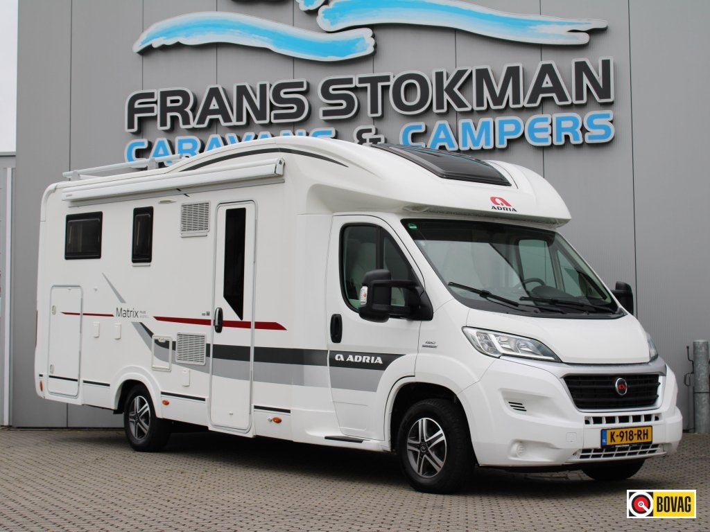 Adria Matrix Plus 670 SL Automaat Enkele Bedden 5 Persoons, Automaat, Ringverwarming, Fiat, Bedrijf