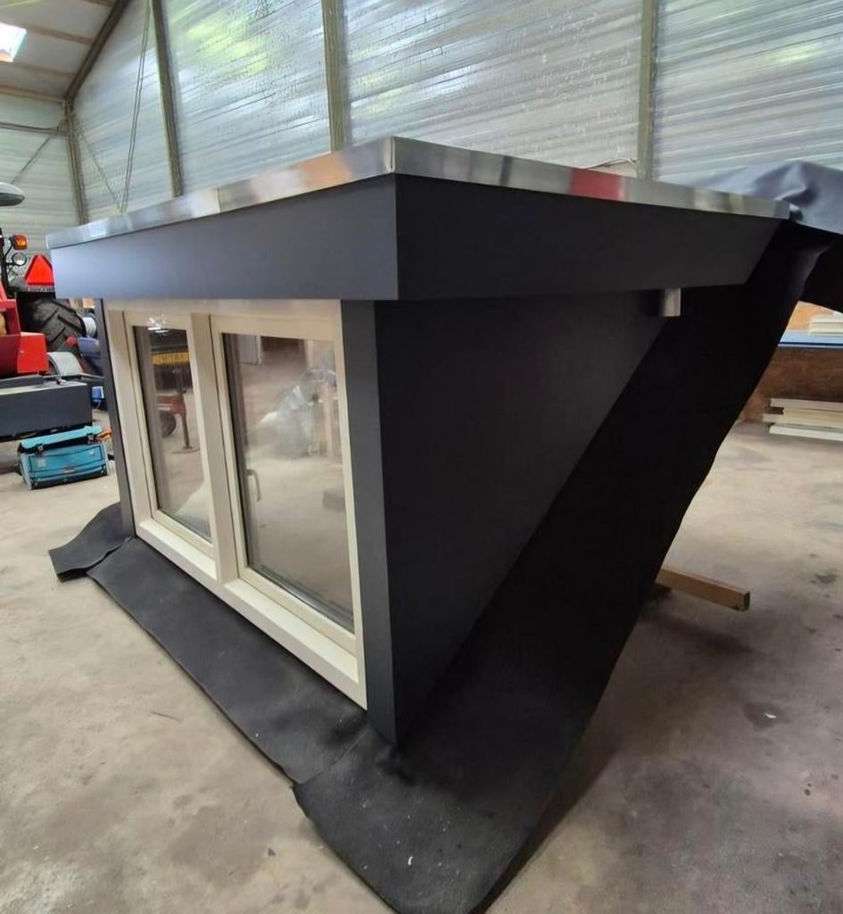 Nieuwe dakkapel, onderhoudsvrij, 2100x1400, Ophalen, 120 tot 160 cm, Nieuw, Dubbelglas