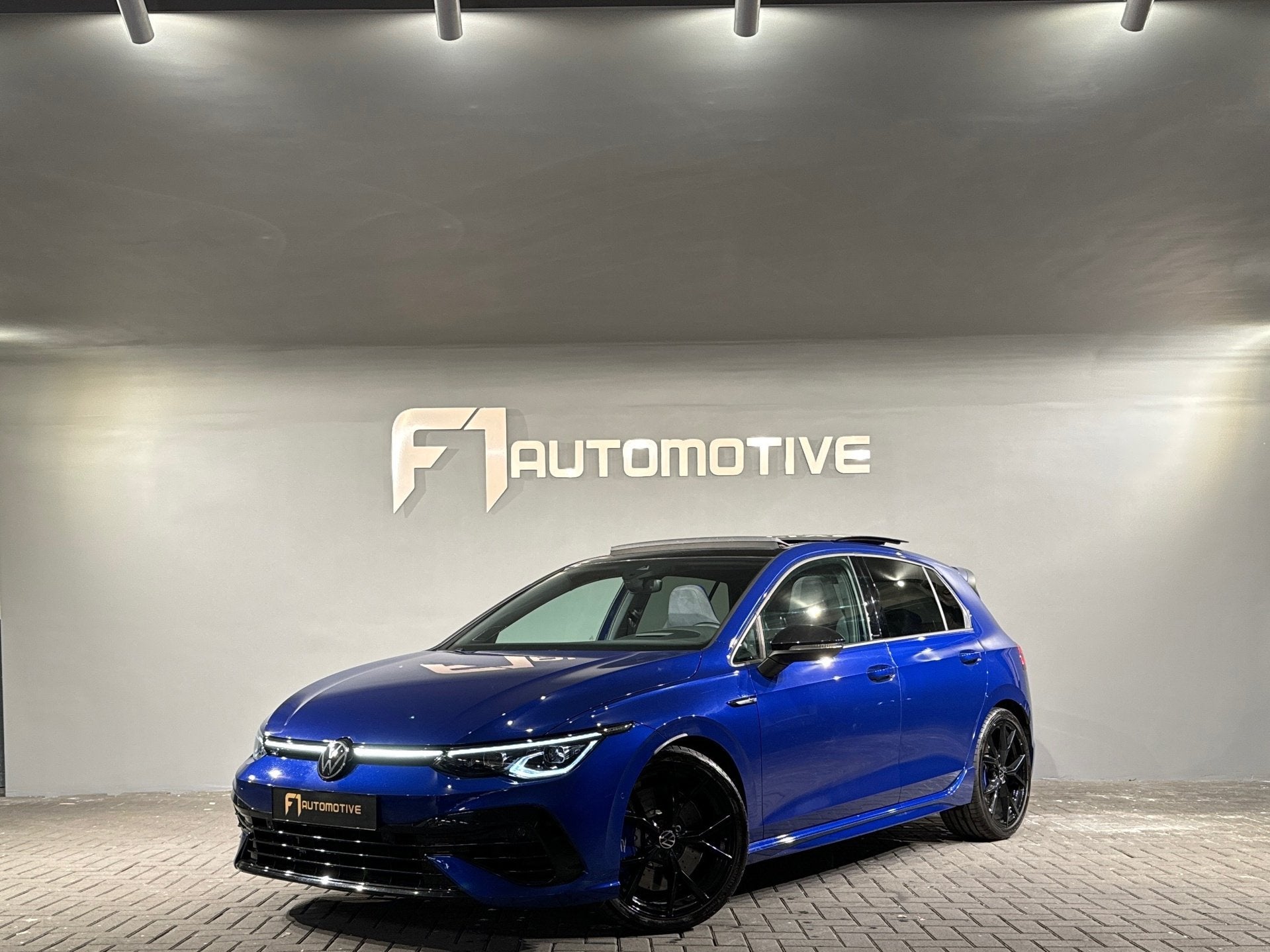 Volkswagen Golf 2.0 TSI R 4M Performance Pano|HuD|H/K|Akrapo, Auto's, Gebruikt, Zwart, 4 cilinders, 1984 cc