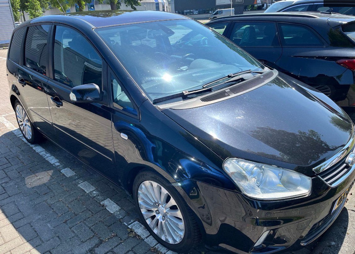 Ford C-Max 2.0 107KW AUT titanium trekhaak clima navi, Auto's, Ford, 145 pk, Zwart, 4 cilinders, Leder en Stof