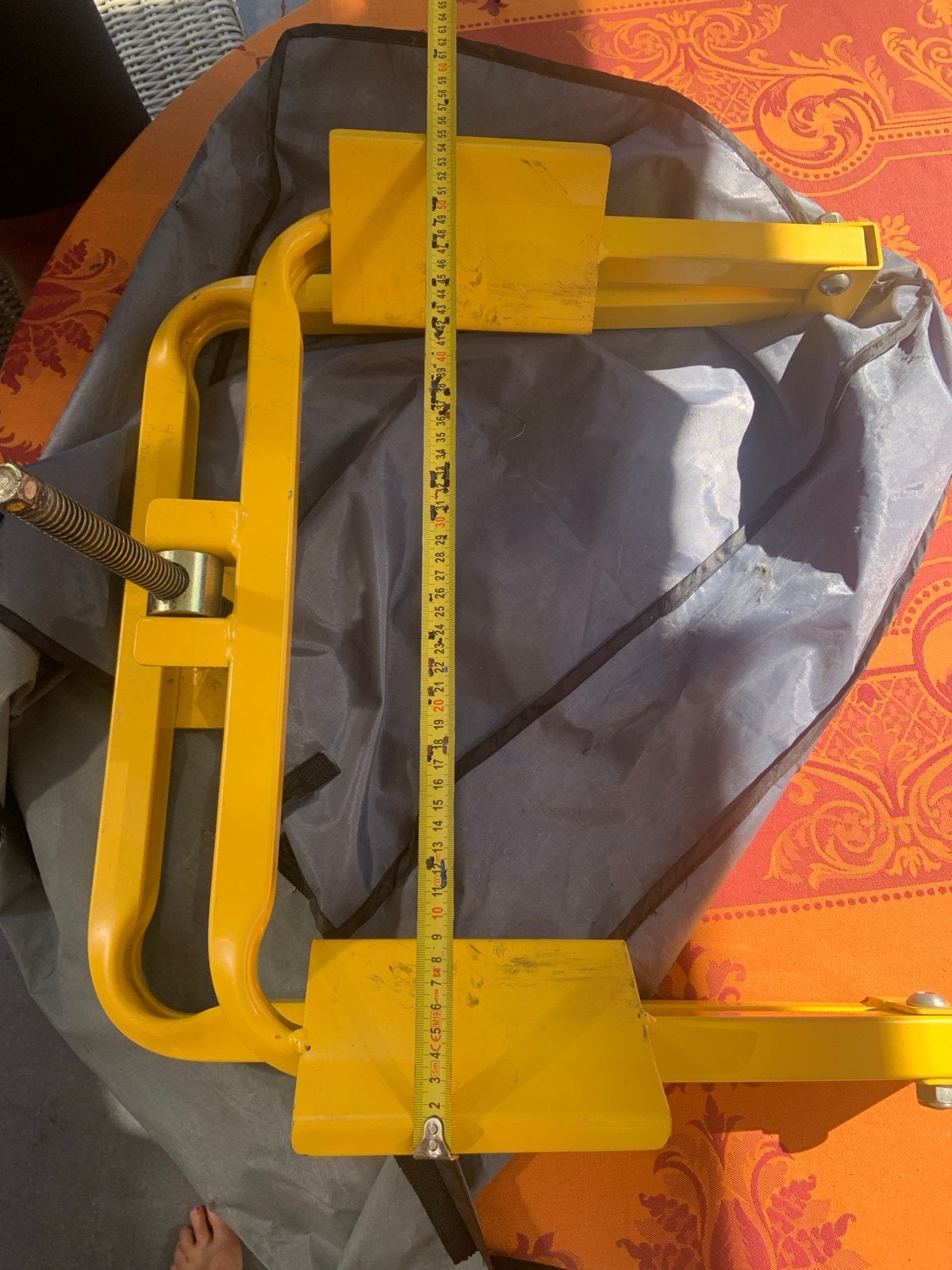 Gele leveler voor caravan, Caravans en Kamperen, Ophalen, Gebruikt