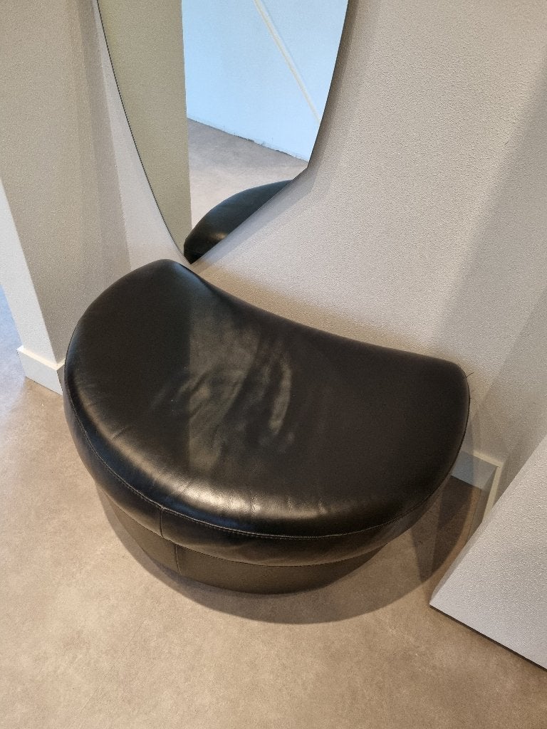 Ikea poef voetenbankje zwart kunstleer 90x60x40, Ophalen, Kunststof, 75 tot 100 cm, Zo goed als nieuw