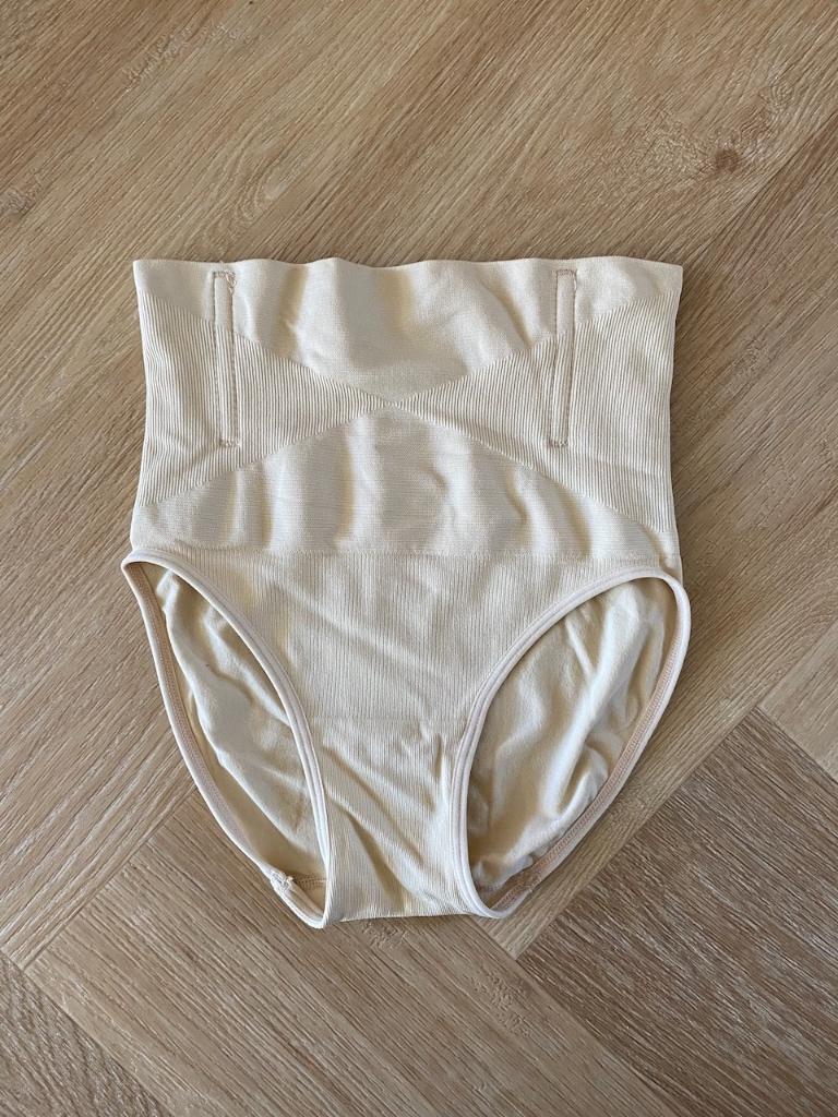 *NIEUW!* Corrigerende shapewear ondergoed, Bellafit XS / S, Bellafit, Ophalen of Verzenden, Beige, Broekje of Short