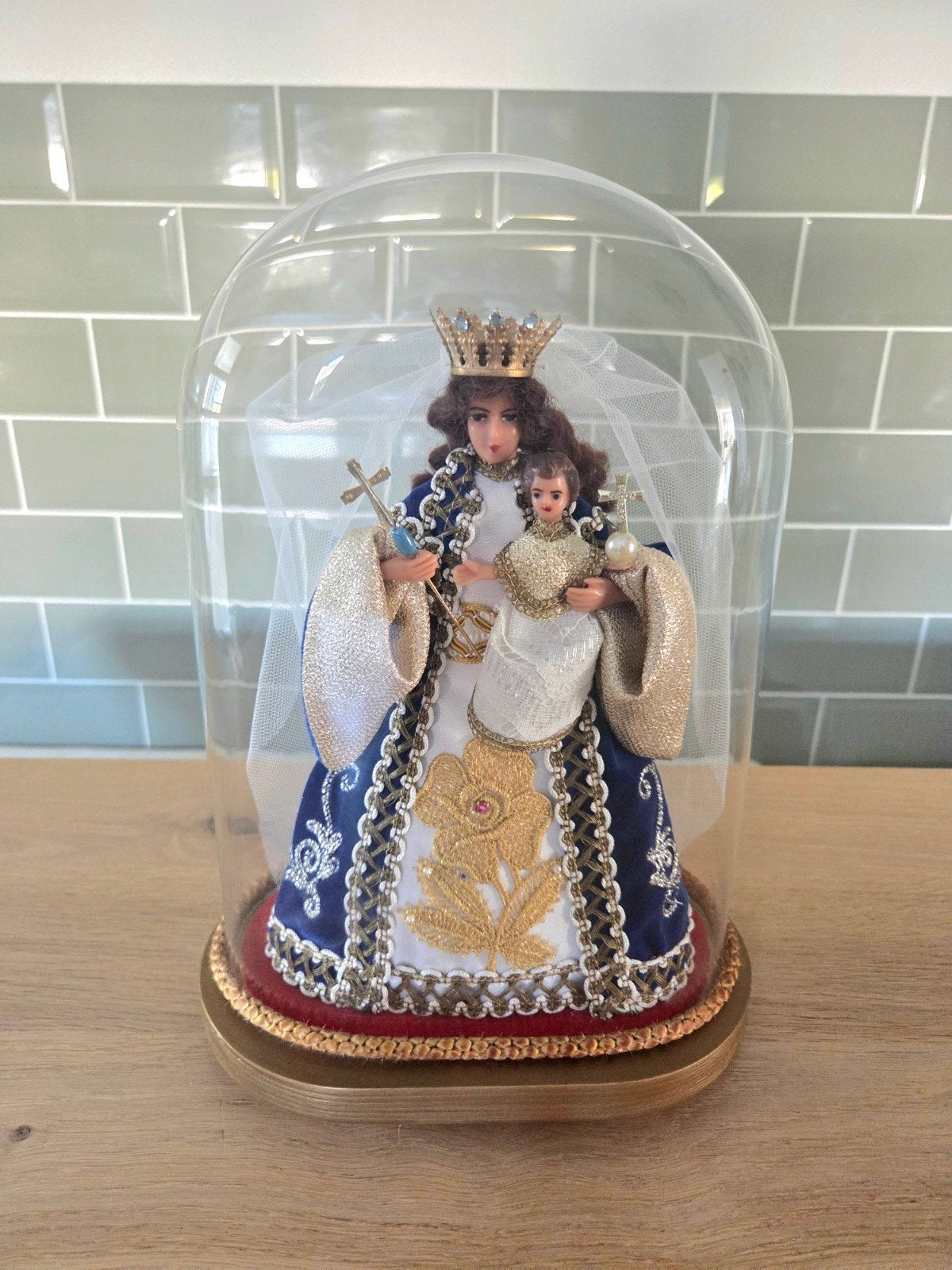 Maria met Kindje Jezus in glazen stolp - Religieus beeld, Ophalen