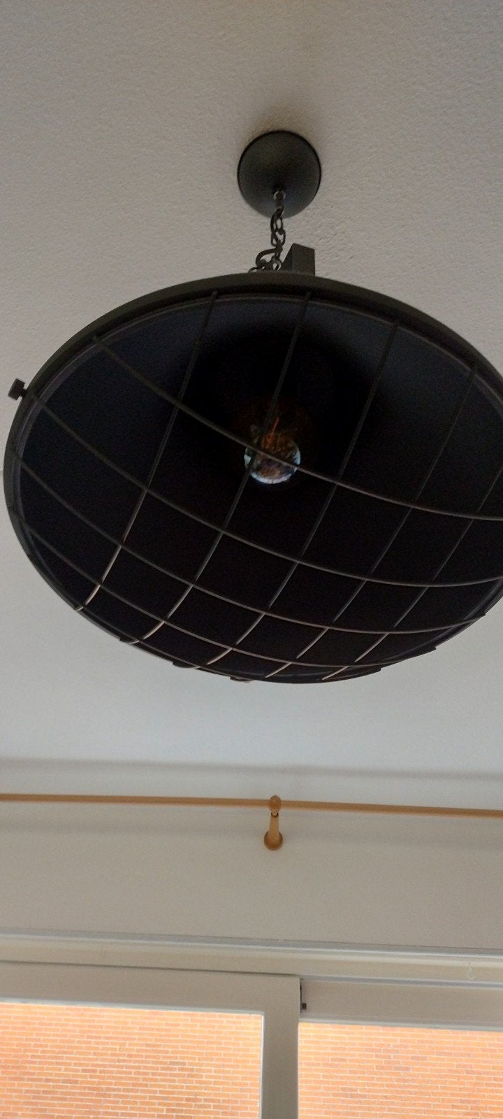 Industriële hanglamp - Zwart metaal met houten accent, Zo goed als nieuw, Industrieel, Hout, E27 (groot)