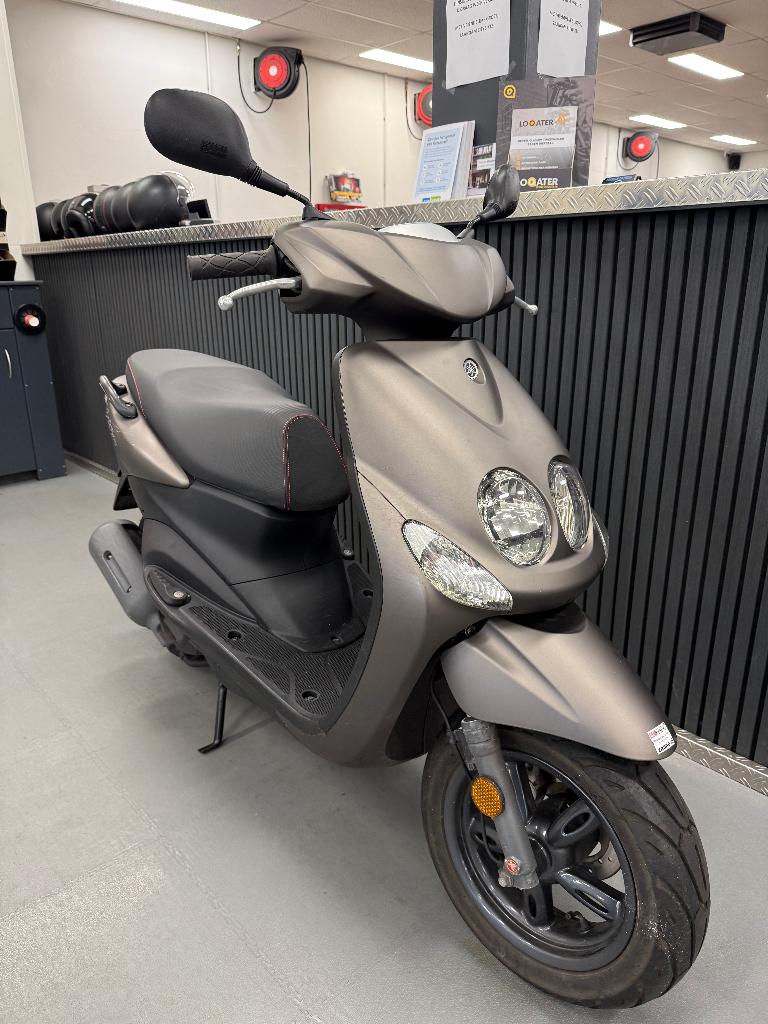 Yamama Neos Brom 4T 45KM BJ 2012 1E EIG met 4385KM, Fietsen en Brommers, Scooters | Yamaha, Ophalen, Gebruikt, Maximaal 45 km/u