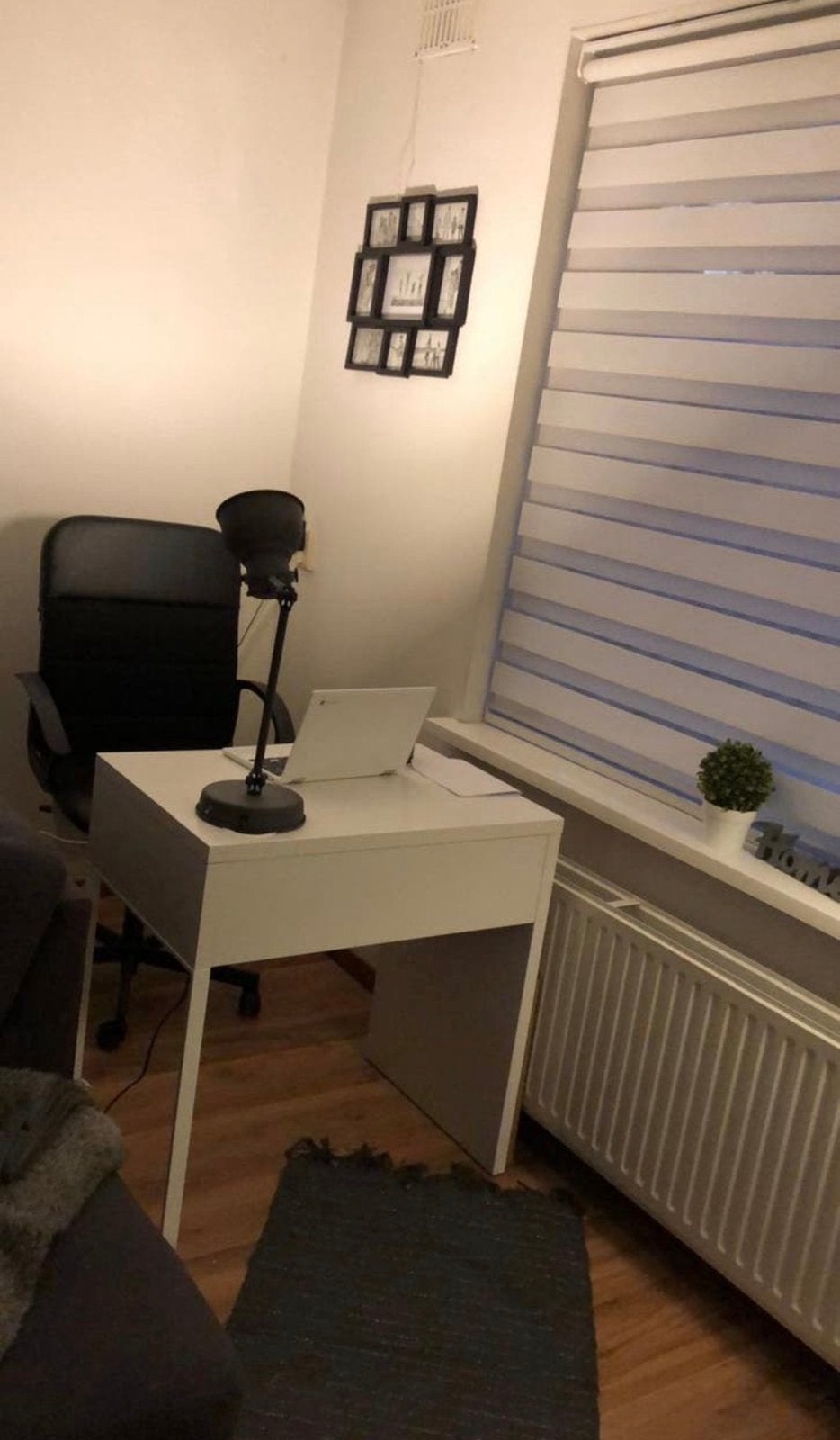 Bureau, Ophalen of Verzenden, Zo goed als nieuw