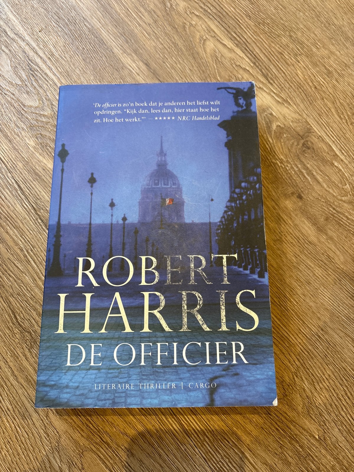 Robert Harris - De Officier (Literaire Thriller), Boeken, Ophalen of Verzenden, Zo goed als nieuw, Europa overig
