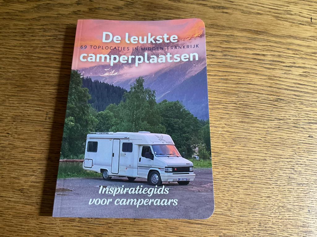 De leukste camperplaatsen in Midden-Frankrijk, Overige merken, Europa, Ophalen of Verzenden, Zo goed als nieuw