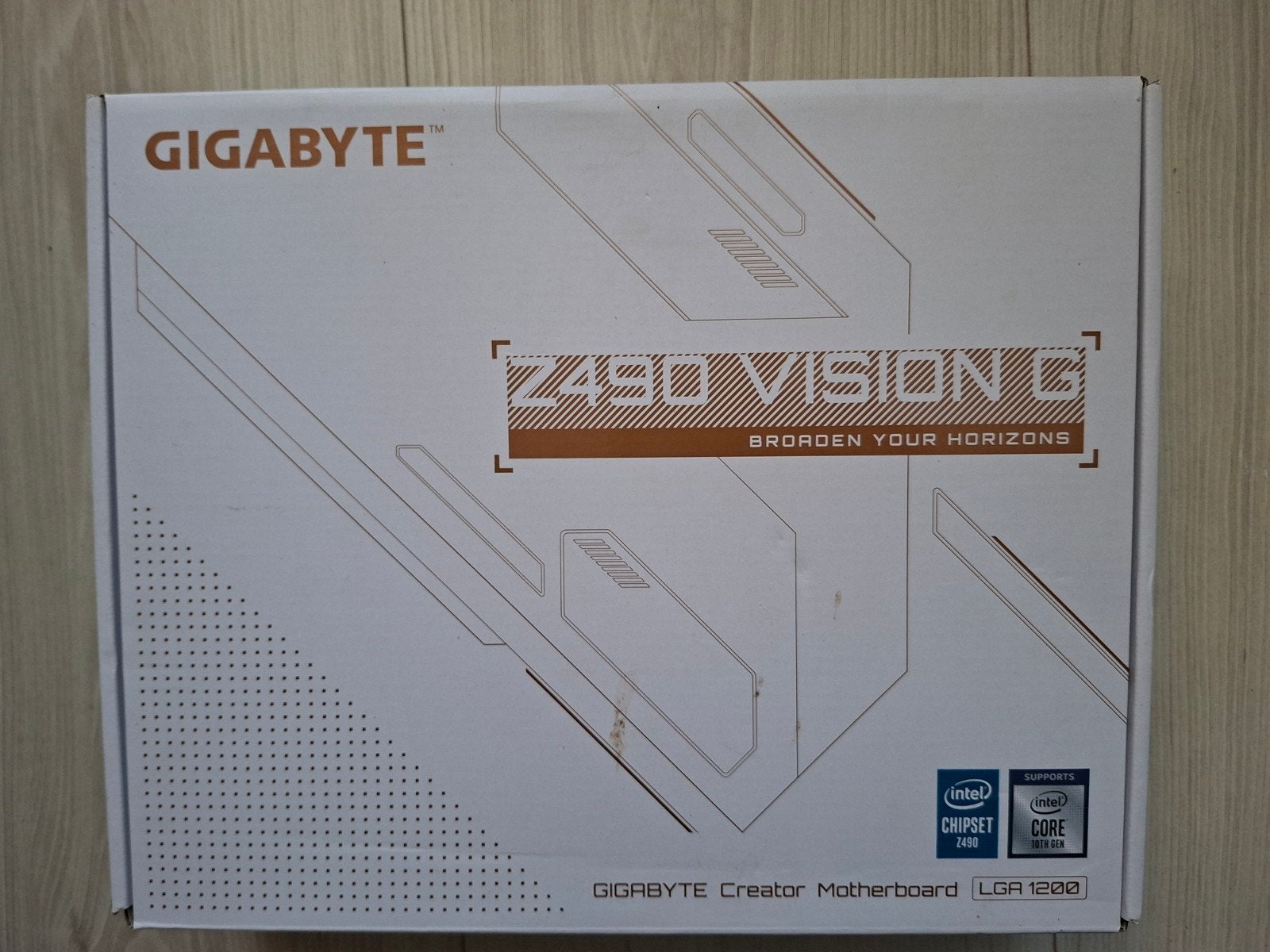 Gigabyte Z490 Vision G moederbord - Verbogen contacten, Computers en Software, Moederborden, DDR4, Ophalen of Verzenden, ATX, Niet werkend