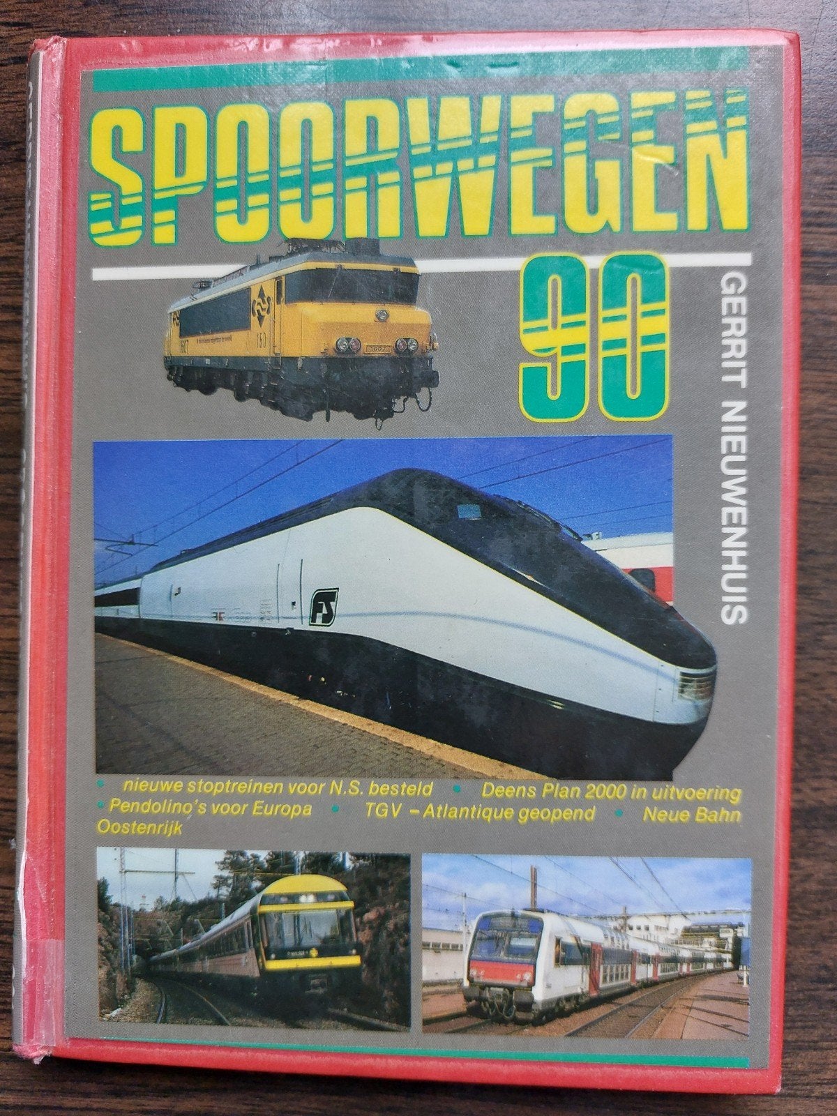 Grote Alken Spoorwegen 1990 - Bibliotheekexemplaar, Ophalen of Verzenden, Gelezen, Trein