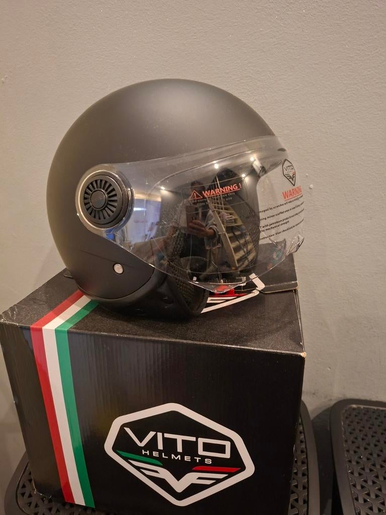 Nieuwe mat zwarte Vito motorhelm scooterhelm, Motoren, Ophalen of Verzenden, Integraalhelm, Overige merken