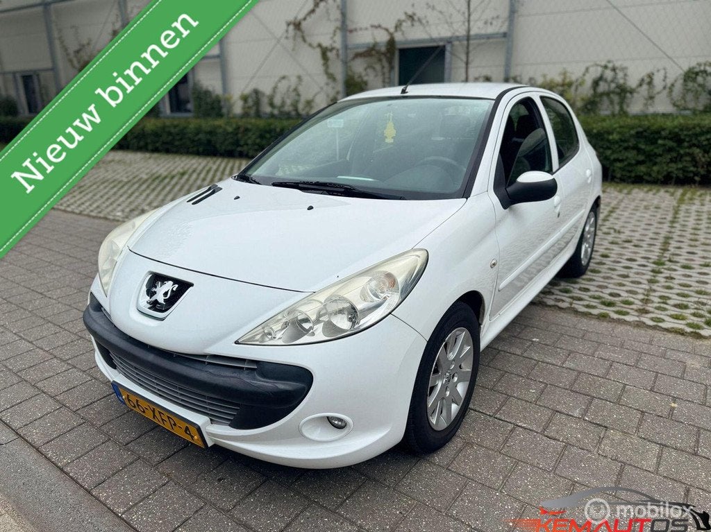 Peugeot 206 + 1.4 Millesim✅200✅NAP✅✅, 4 cilinders, Wit, Bedrijf, Handgeschakeld