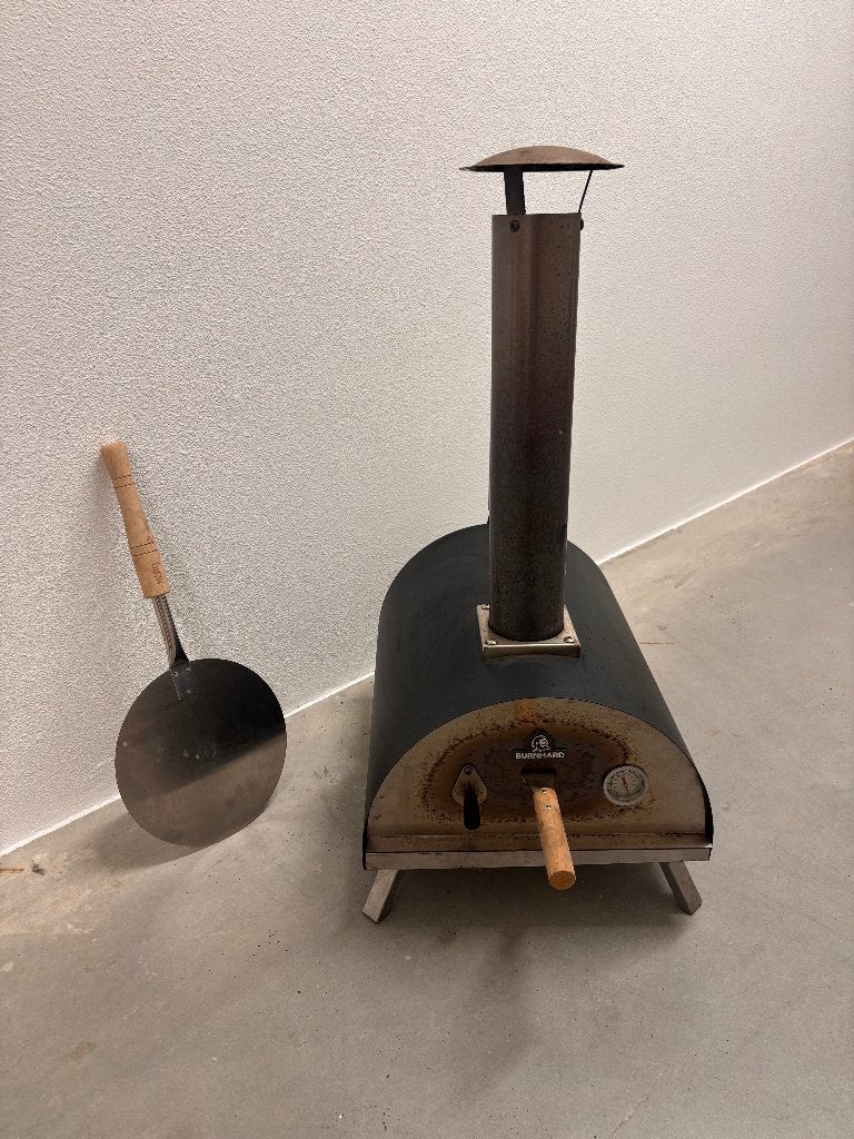 Nero Burnhard pizzaoven met nieuwe ongebruikte steen, Ophalen, Gebruikt, Burnhard