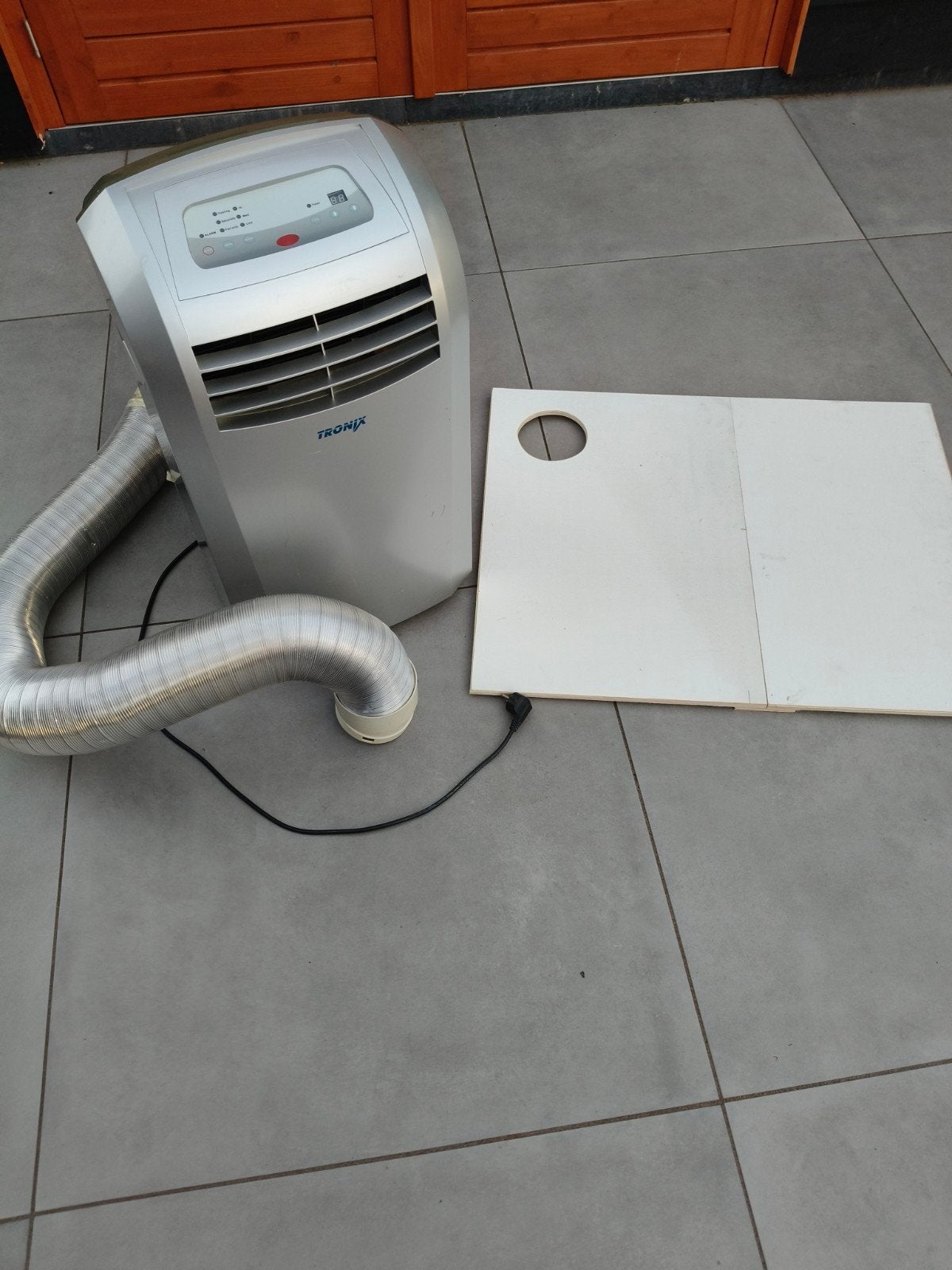 Tronix Mobiele Airco AC-TR-26R - Koelen en Ontvochtigen, Ophalen