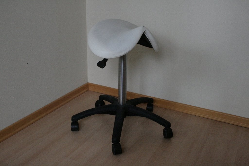 Witte zadelkruk op wielen - Ergonomisch en verstelbaar, Ophalen, Gebruikt, Overige typen