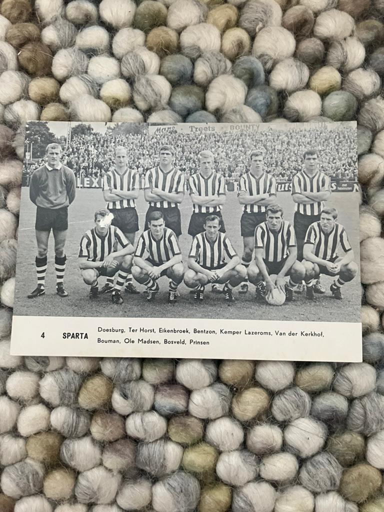 Sparta monty gum 1965-1966, Ophalen of Verzenden, Zo goed als nieuw, Sparta, Poster, Plaatje of Sticker