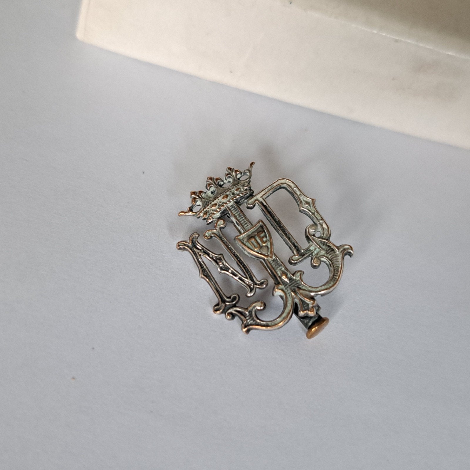 Antiek oude broche NdeD religie, Verzenden, Overige materialen, Broche