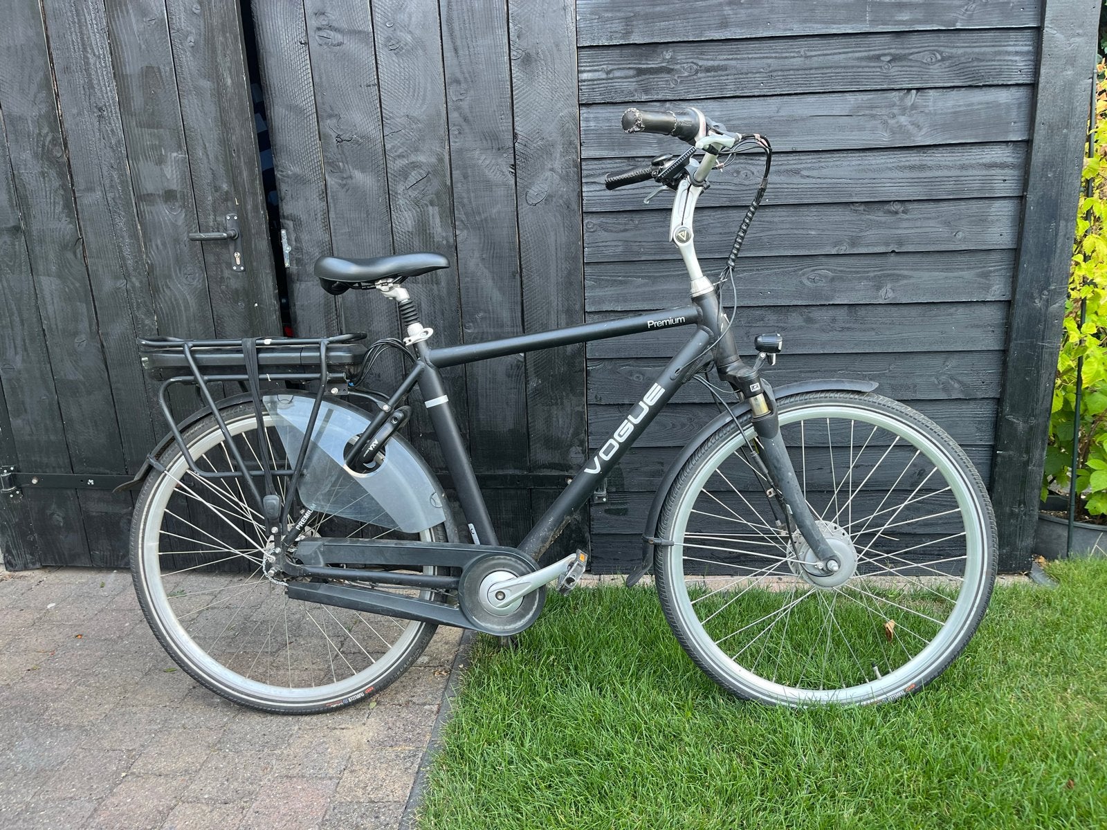 Vogue Premium E-bike defect, Minder dan 30 km per accu, Gebruikt, 55 tot 59 cm, Ophalen