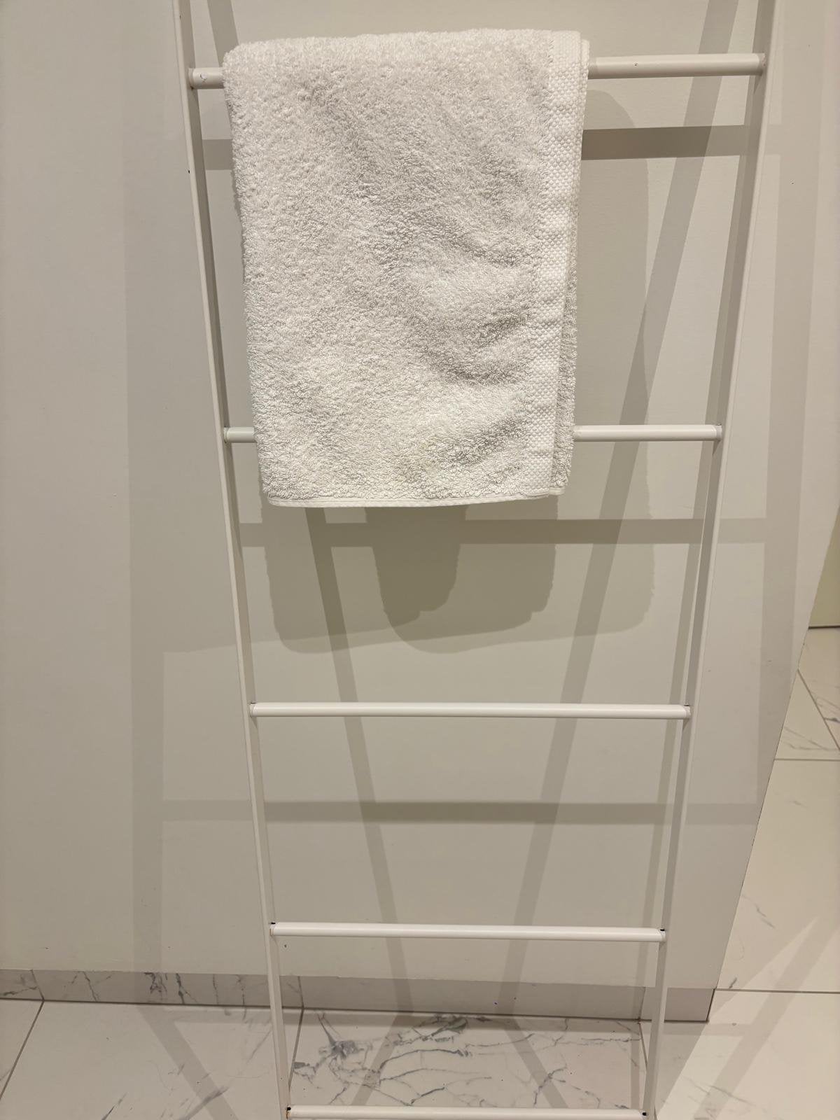 Seal skin Metal towel rail, Tuin en Terras, Ophalen, Zo goed als nieuw, Wasrek