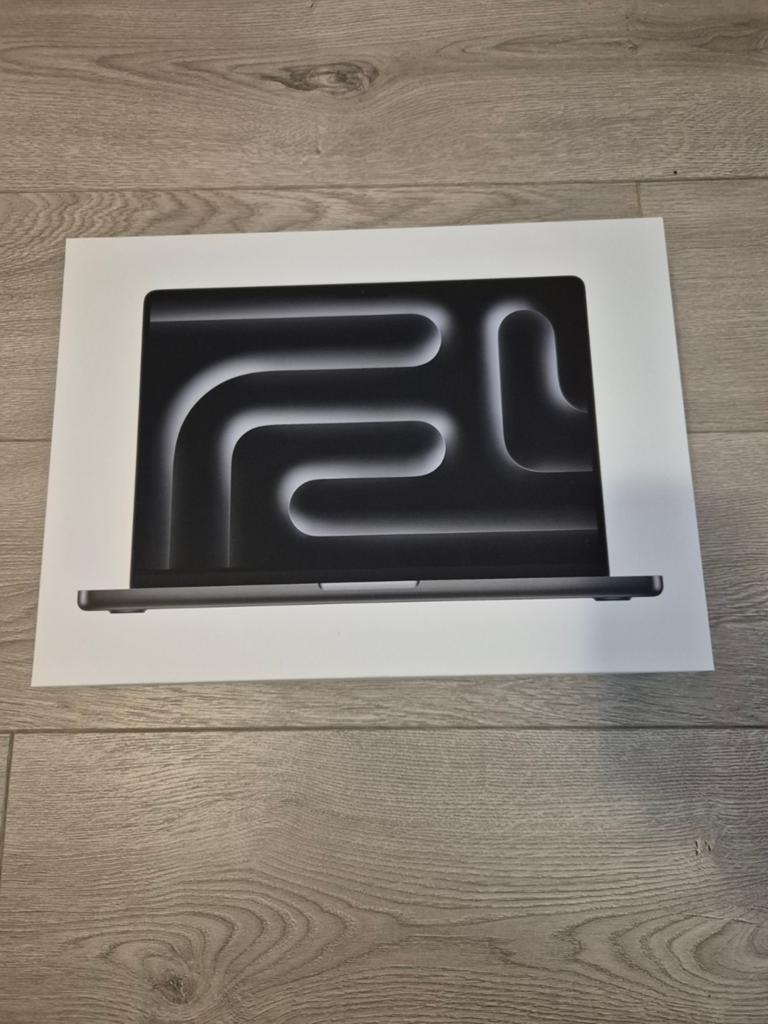 MacBook Pro doos 14 inch - Voor de Apple liefhebber, Computers en Software, Apple Macbooks, Zo goed als nieuw, MacBook Pro, Ophalen of Verzenden